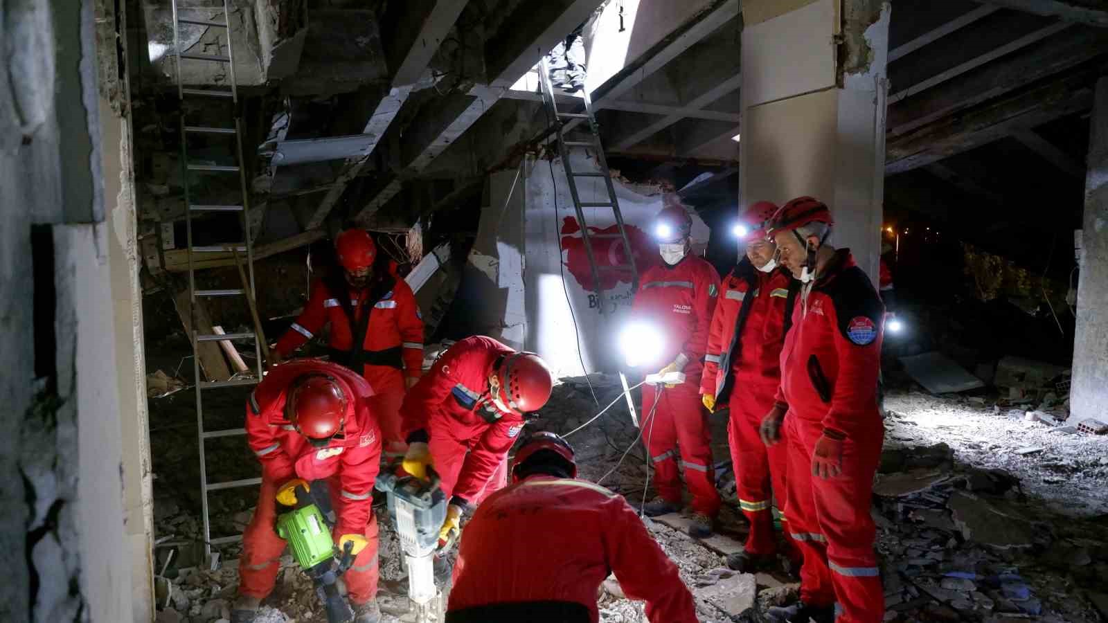 Muhtemel İstanbul depremine hazırlanan Edirne’de nefesleri kesen tatbikat
