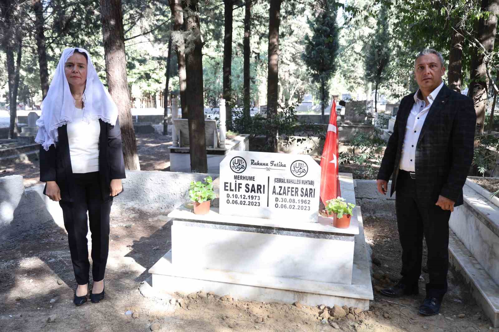 Asrın felaketinde vefat eden muhtar, unutulmadı
