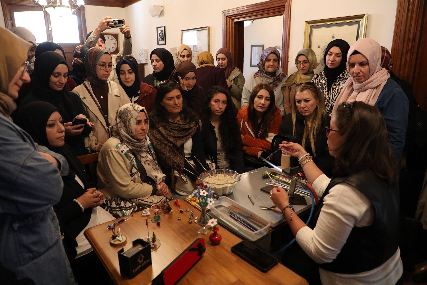 Karatay Belediyesi’nden ücretsiz cam işleme sanatı atölyesi
