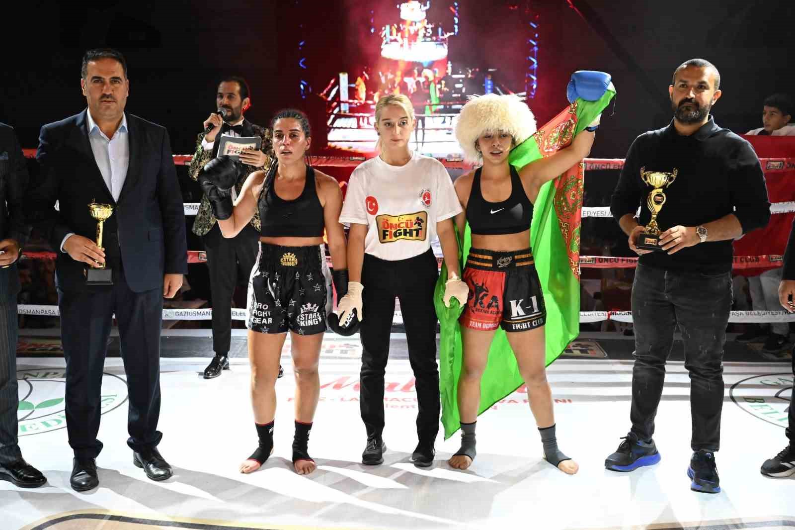 Gaziosmanpaşa’da 33. Super Series VIP Kick Boks Turnuvası düzenlendi
