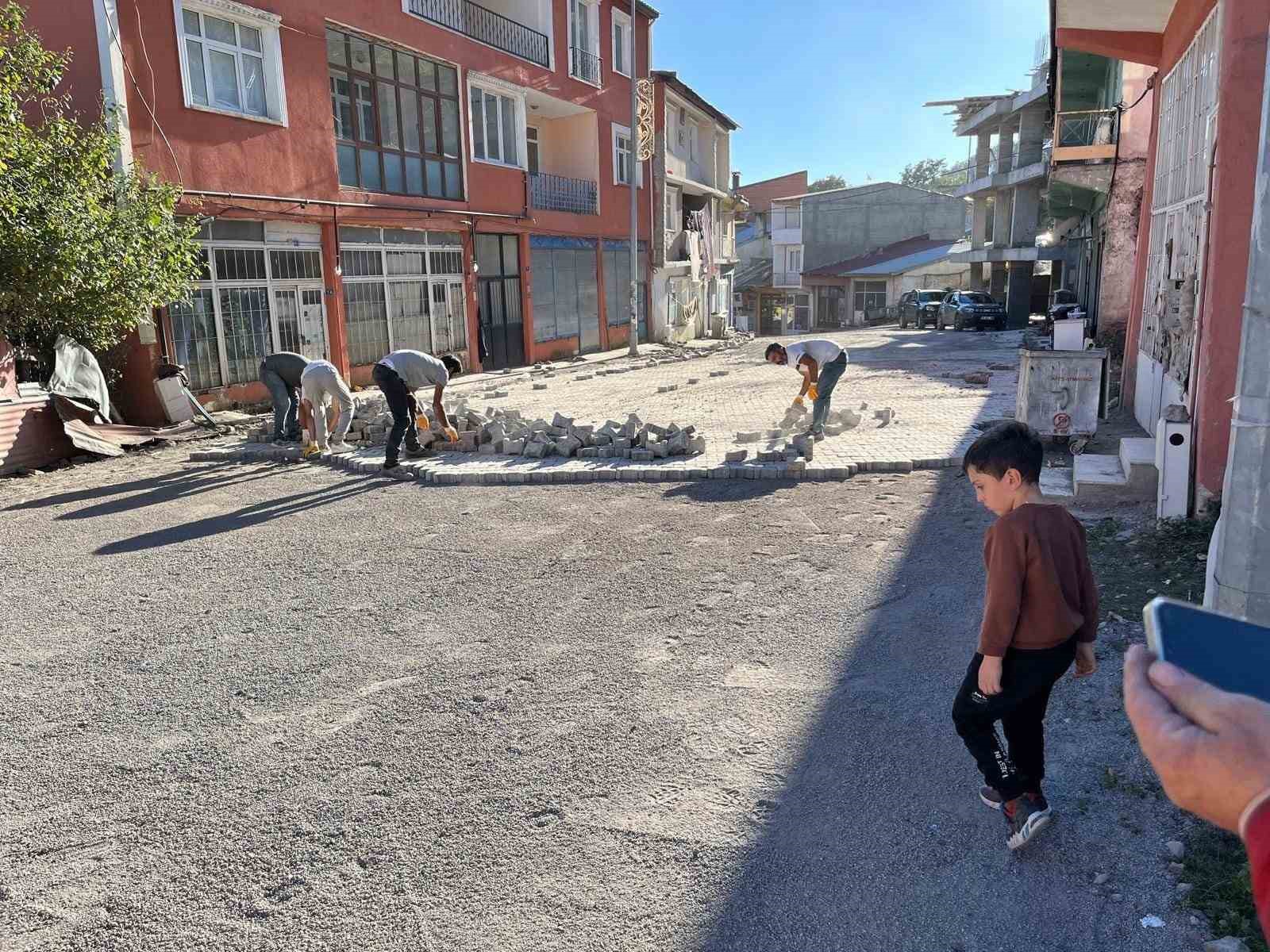 Posof’ta altyapı çalışmaları devam ediyor
