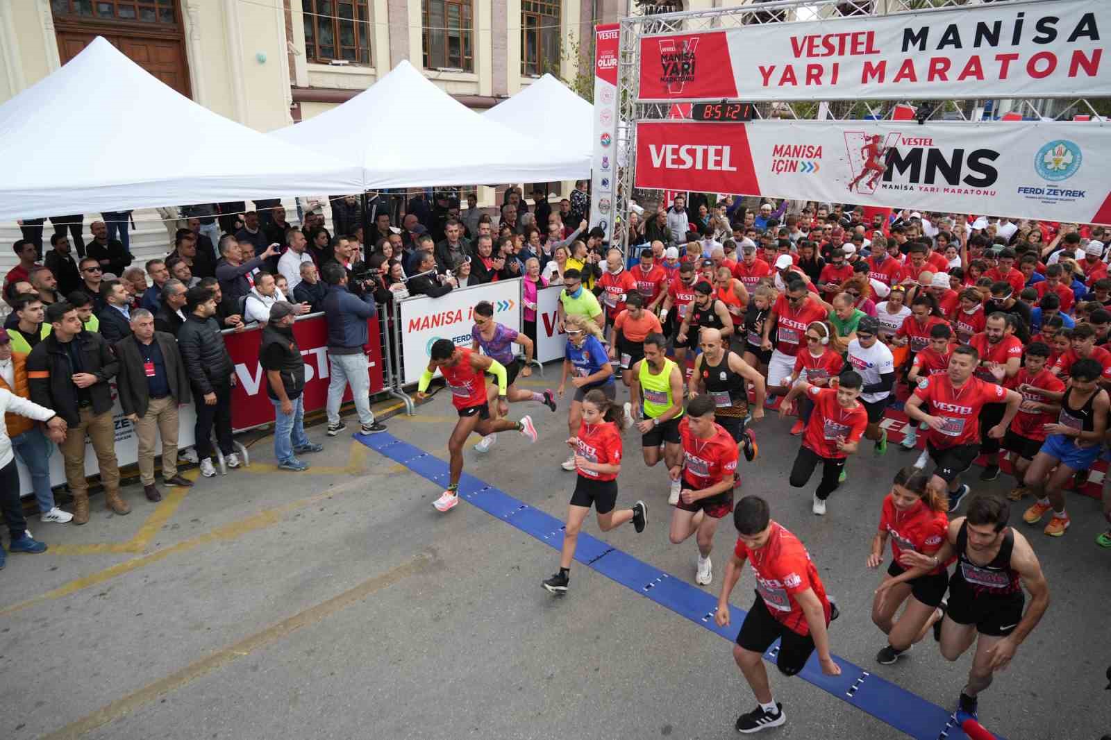 Manisa, Vestel ile üçüncü kez maraton koştu
