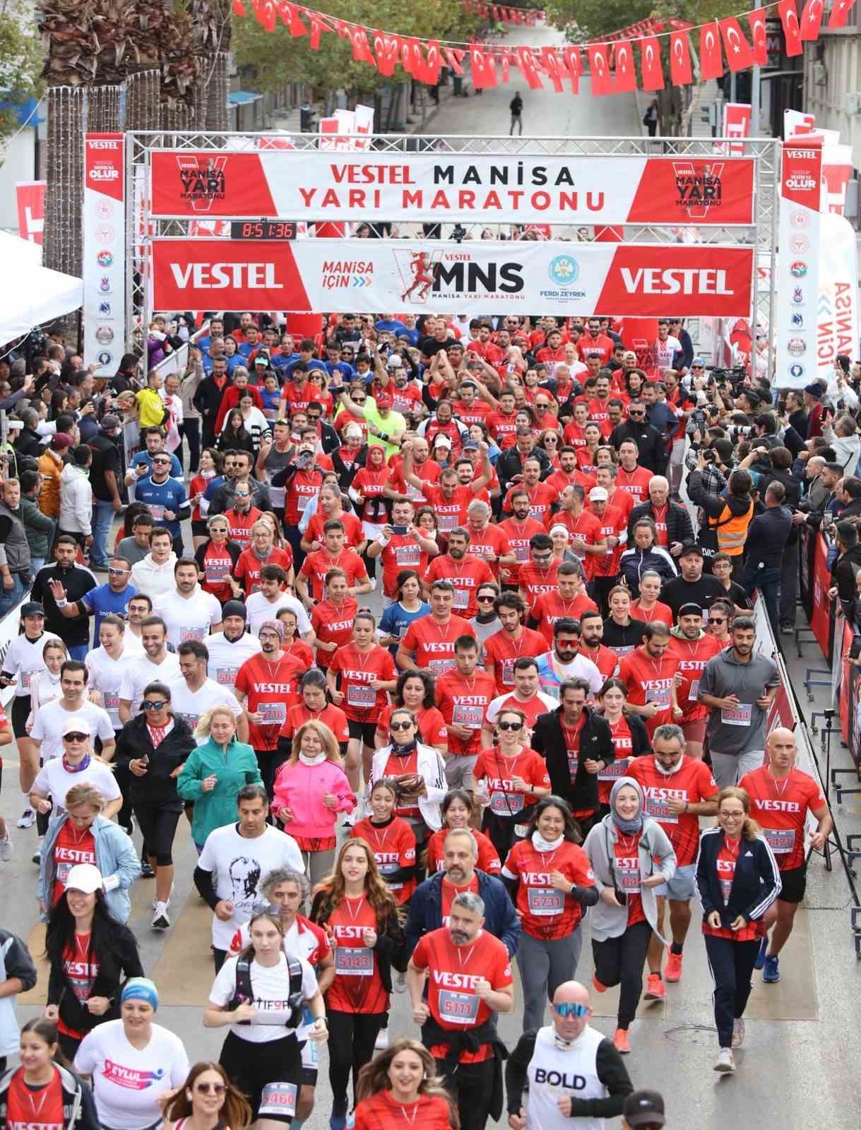 Manisa, Vestel ile üçüncü kez maraton koştu
