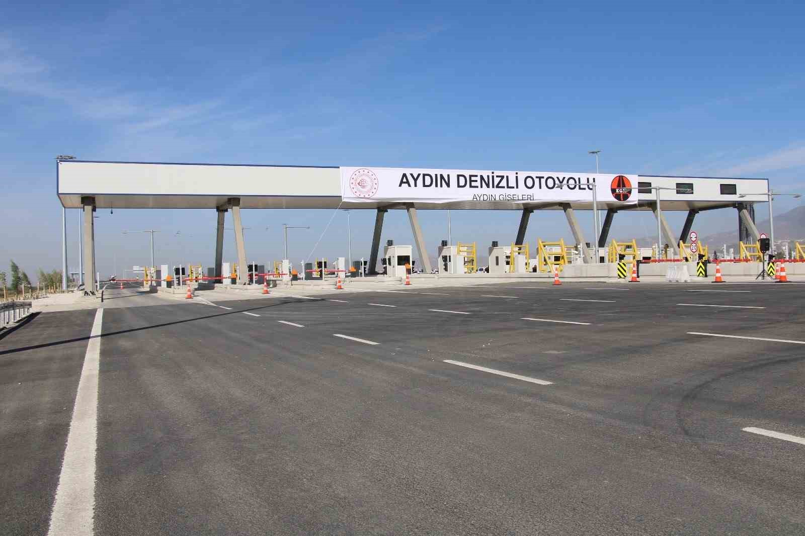 Aydın-Denizli Otoyolu’ndan 3 günde 22 bin araç geçti
