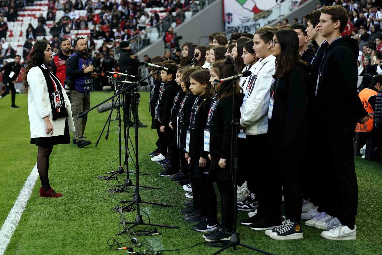 Trendyol Süper Lig: Beşiktaş: 0 - Konyaspor: 0 (Maç devam ediyor)
