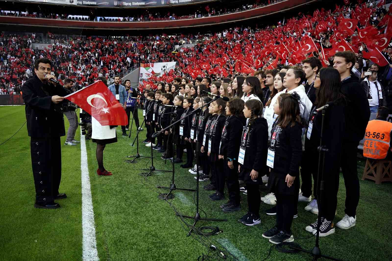 Trendyol Süper Lig: Beşiktaş: 0 - Konyaspor: 0 (Maç devam ediyor)
