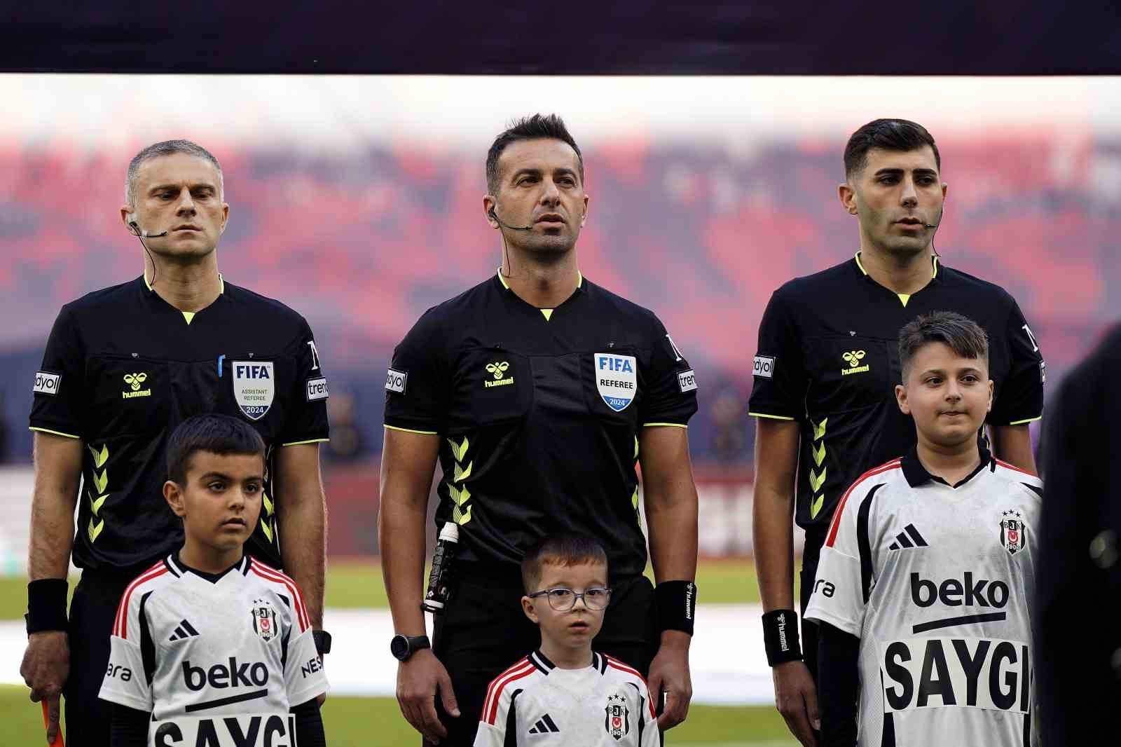 Trendyol Süper Lig: Beşiktaş: 0 - Konyaspor: 0 (Maç devam ediyor)
