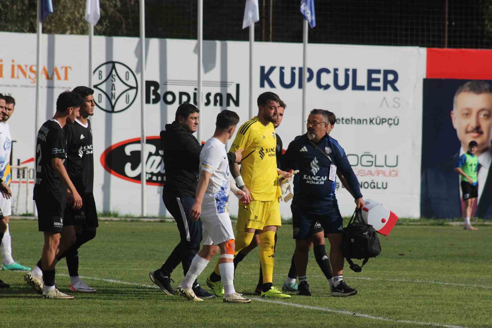 TFF 2. Lig: Belediye Derincespor: 1 - Somaspor: 0
