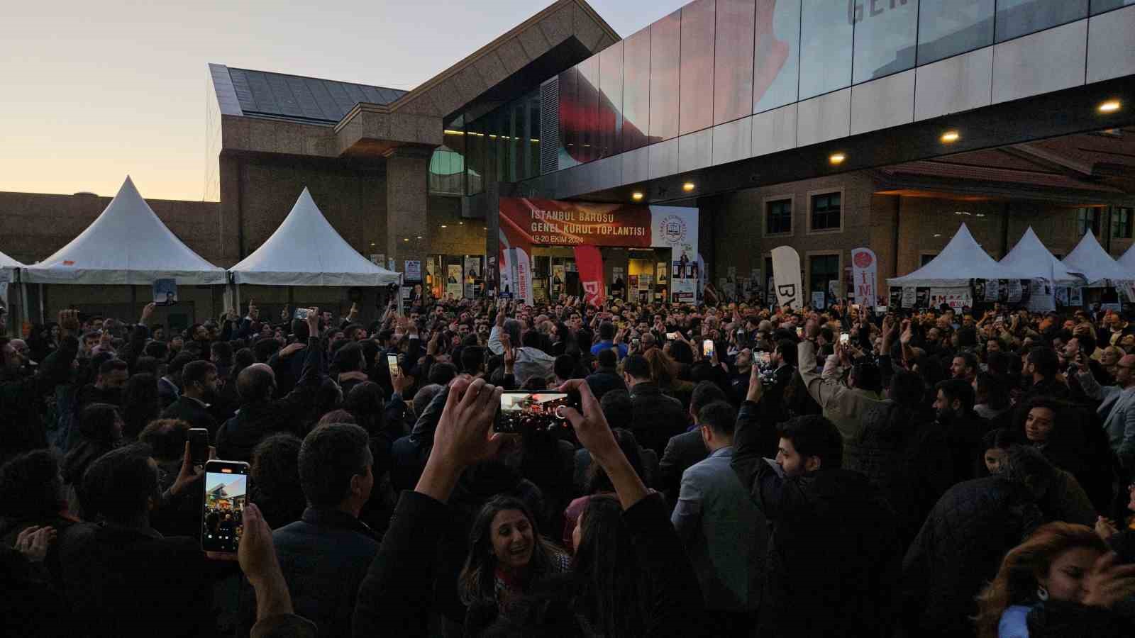 İstanbul Barosu’nun yeni başkanı İbrahim Özden Kaboğlu oldu
