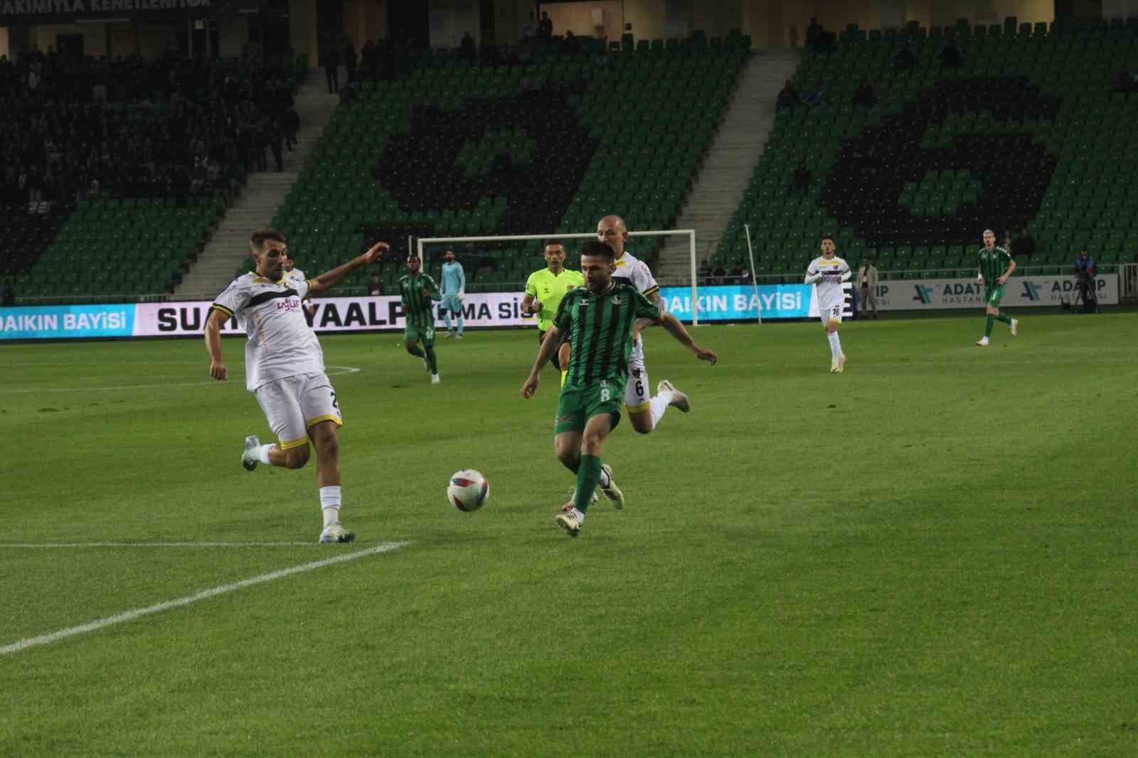 Trendyol 1. Lig: Sakaryaspor: 3 - İstanbulspor: 1
