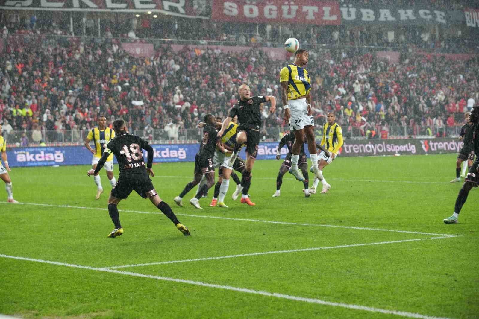 Trendyol Süper Lig: Samsunspor: 2 - Fenerbahçe: 2 (Maç sonucu)
