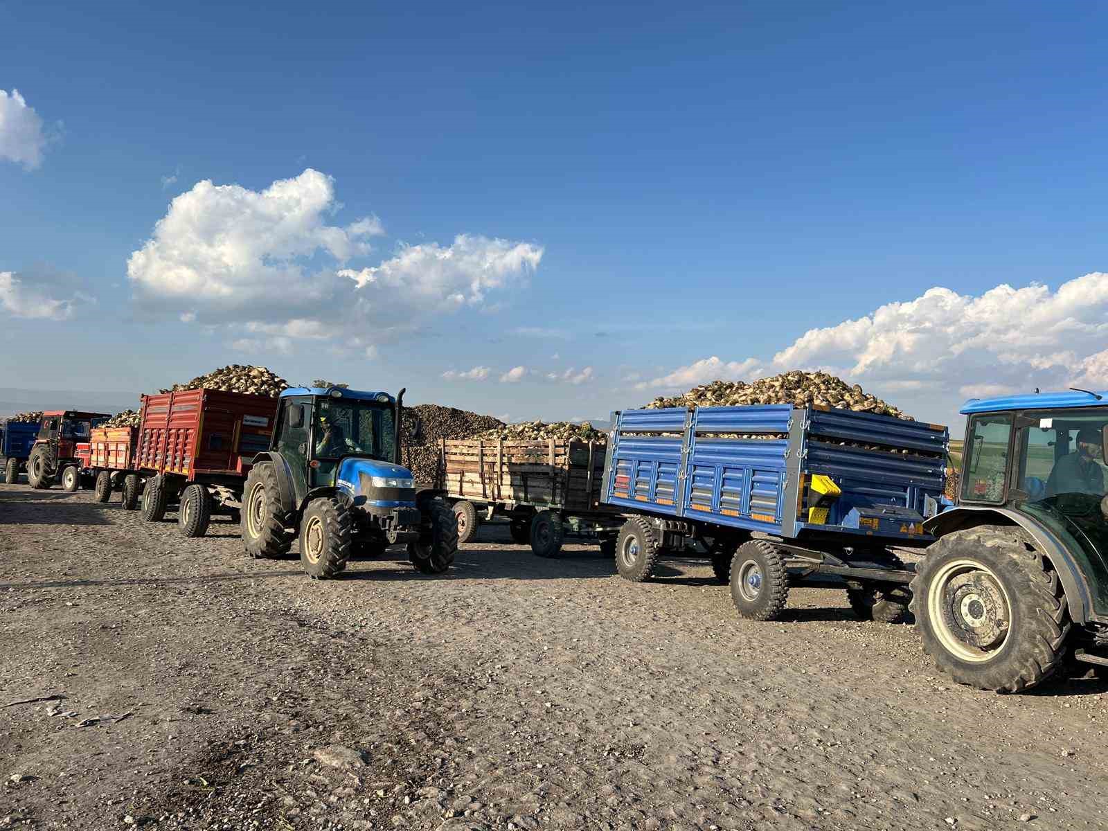 Akyaka’da pancar hasadı başladı
