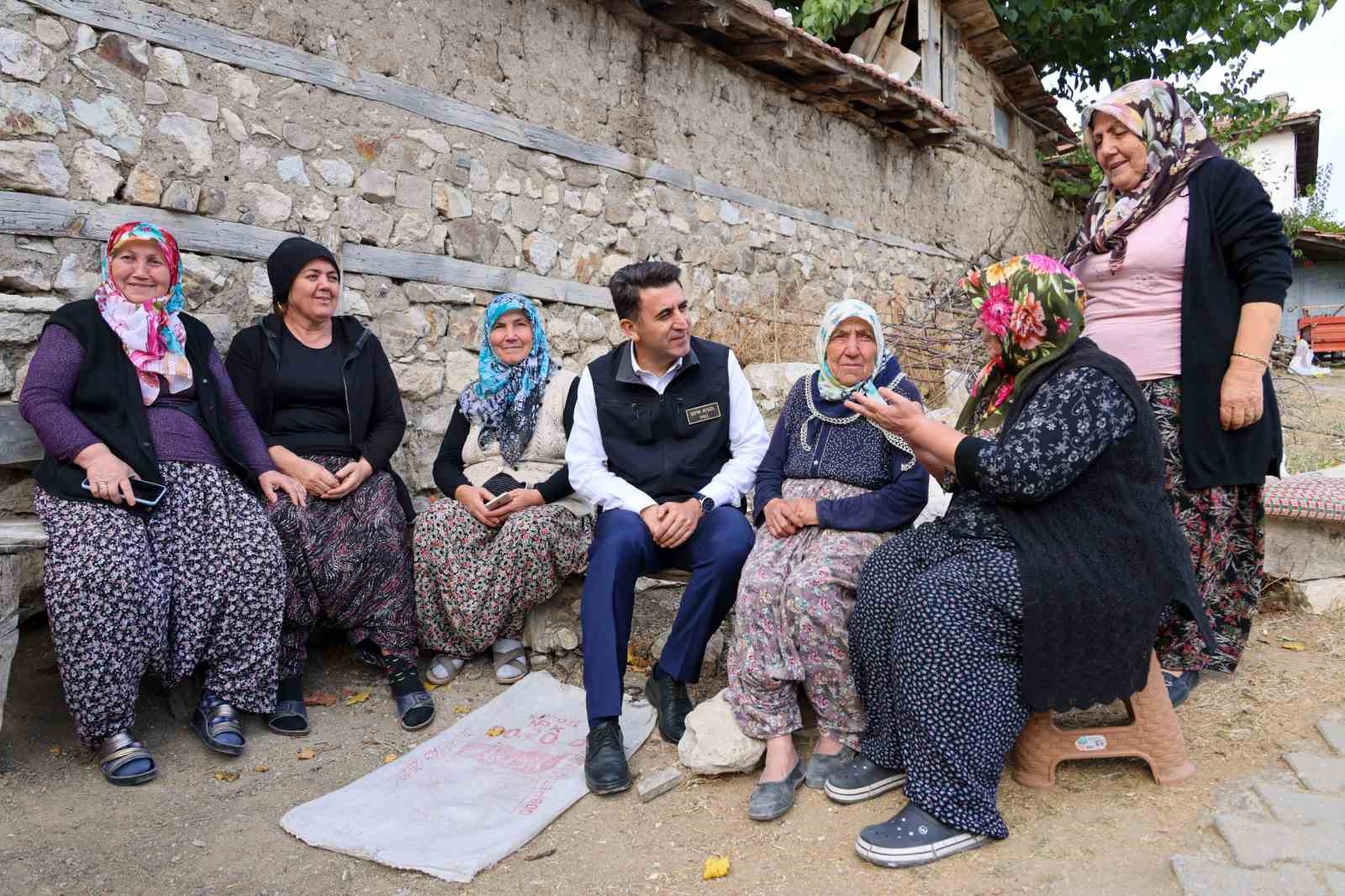 Vali Aygöl, Kavacık köyünde vatandaşları dinledi
