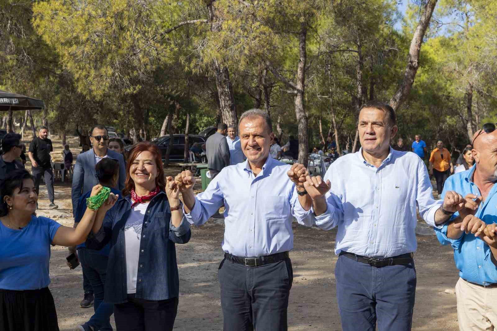 Mersin’de ’Geleneksel Pilav ve Piknik Etkinliği’ düzenlendi
