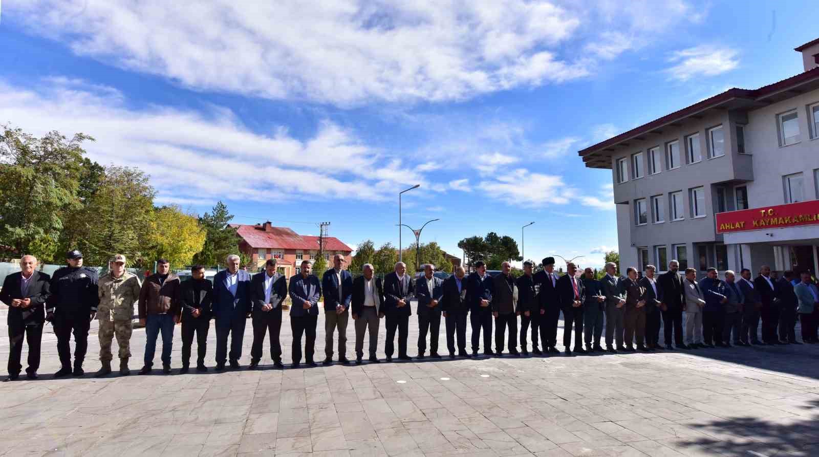 Ahlat’ta Muhtarlar Günü kutlandı
