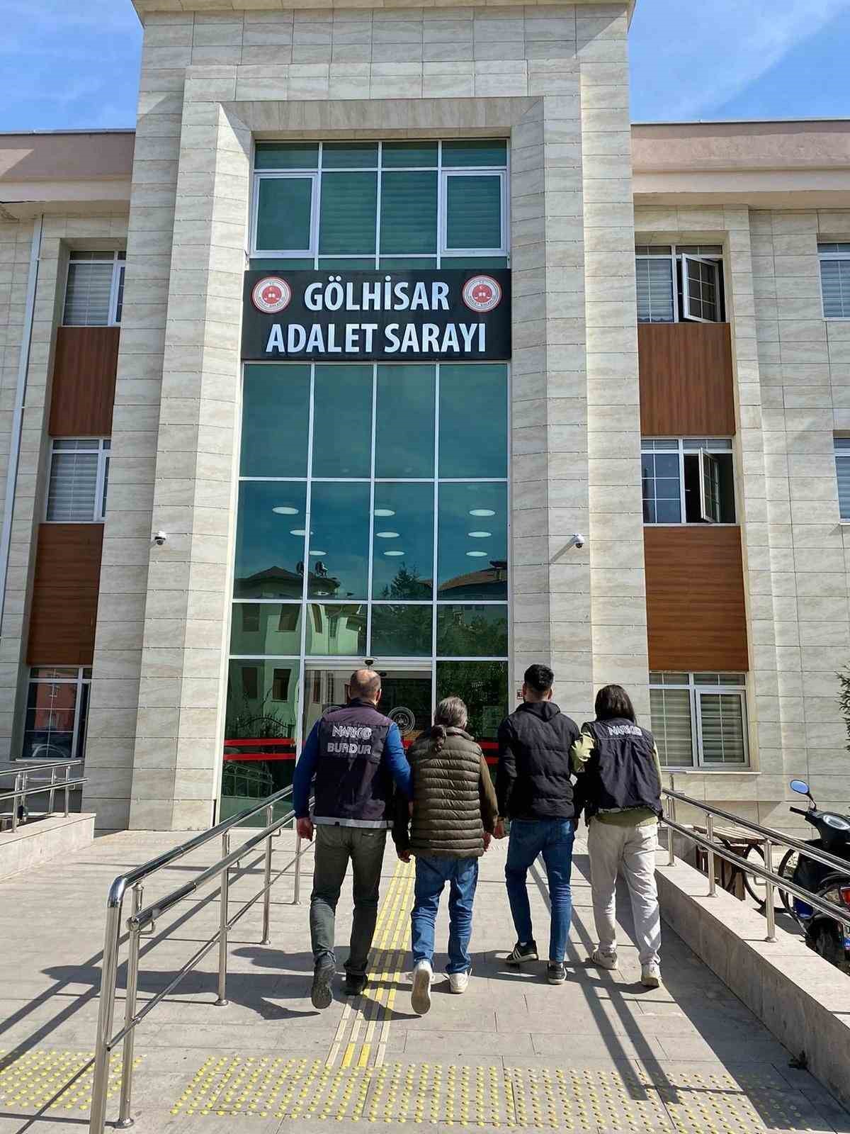 Burdur’da uyuşturucudan 2 tutuklama
