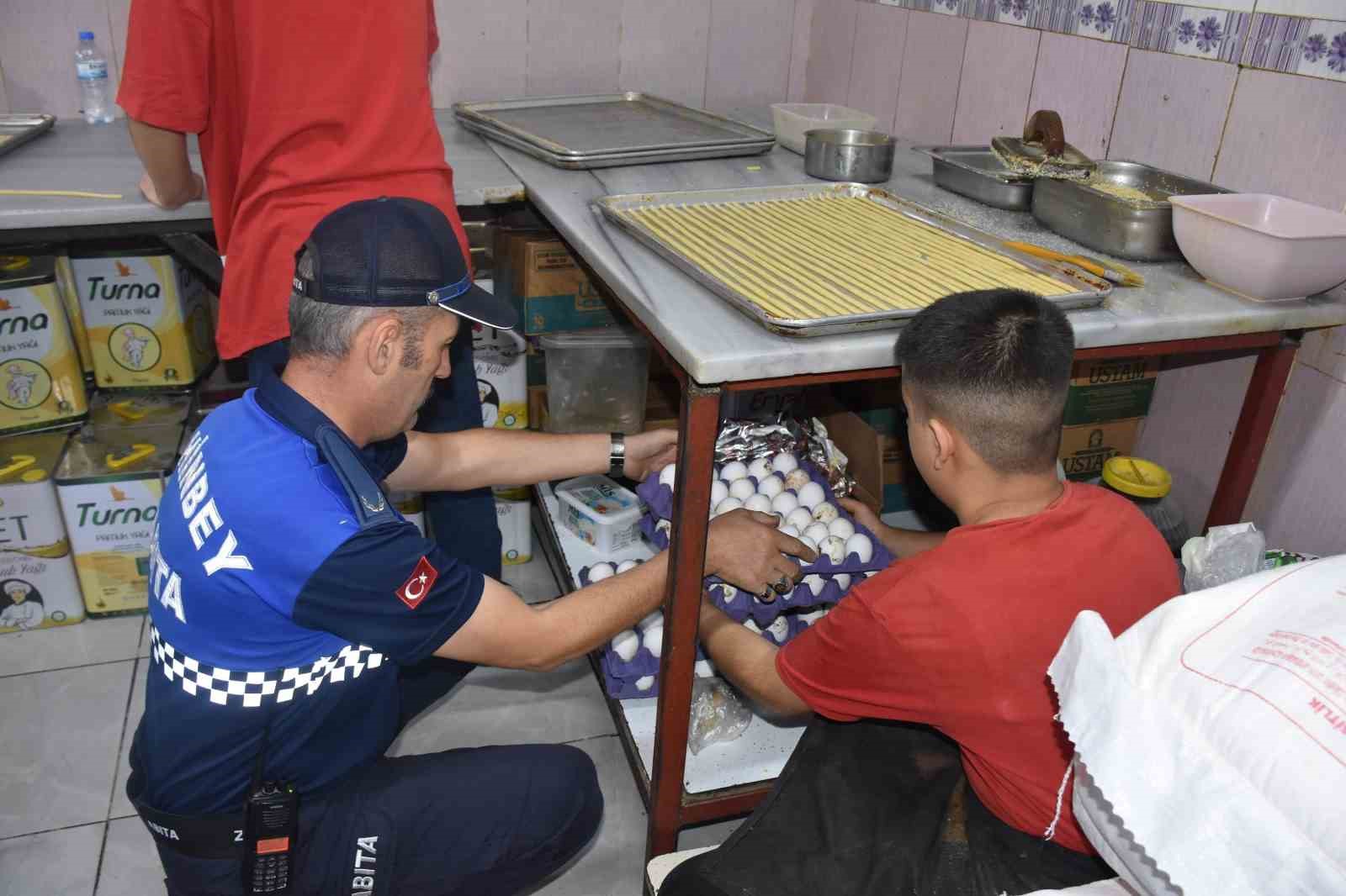 Şahinbey’de zabıta ekipleri kantinleri denetledi
