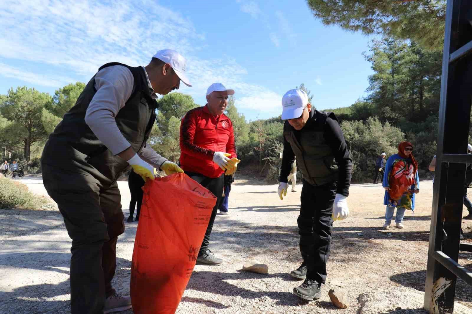 Denizlililer ormanlar için el ele verdiler
