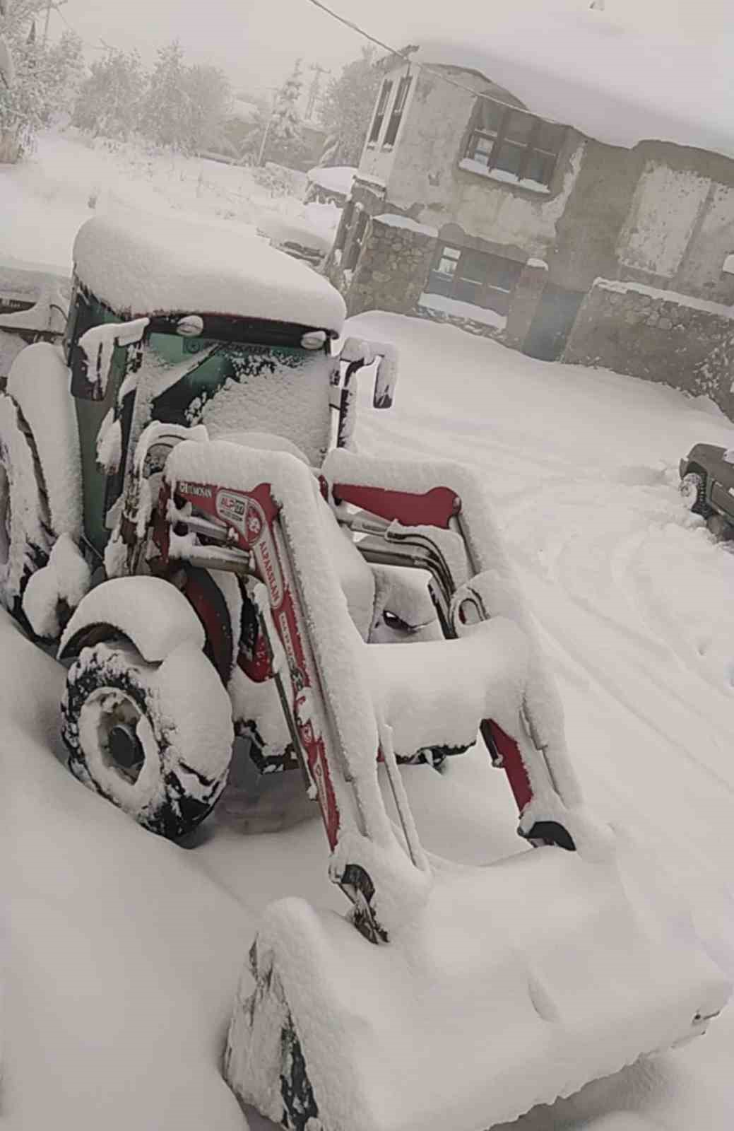 Ordu’nun yüksek kesimlerinde kar kalınlığı 60 santimetreye ulaştı
