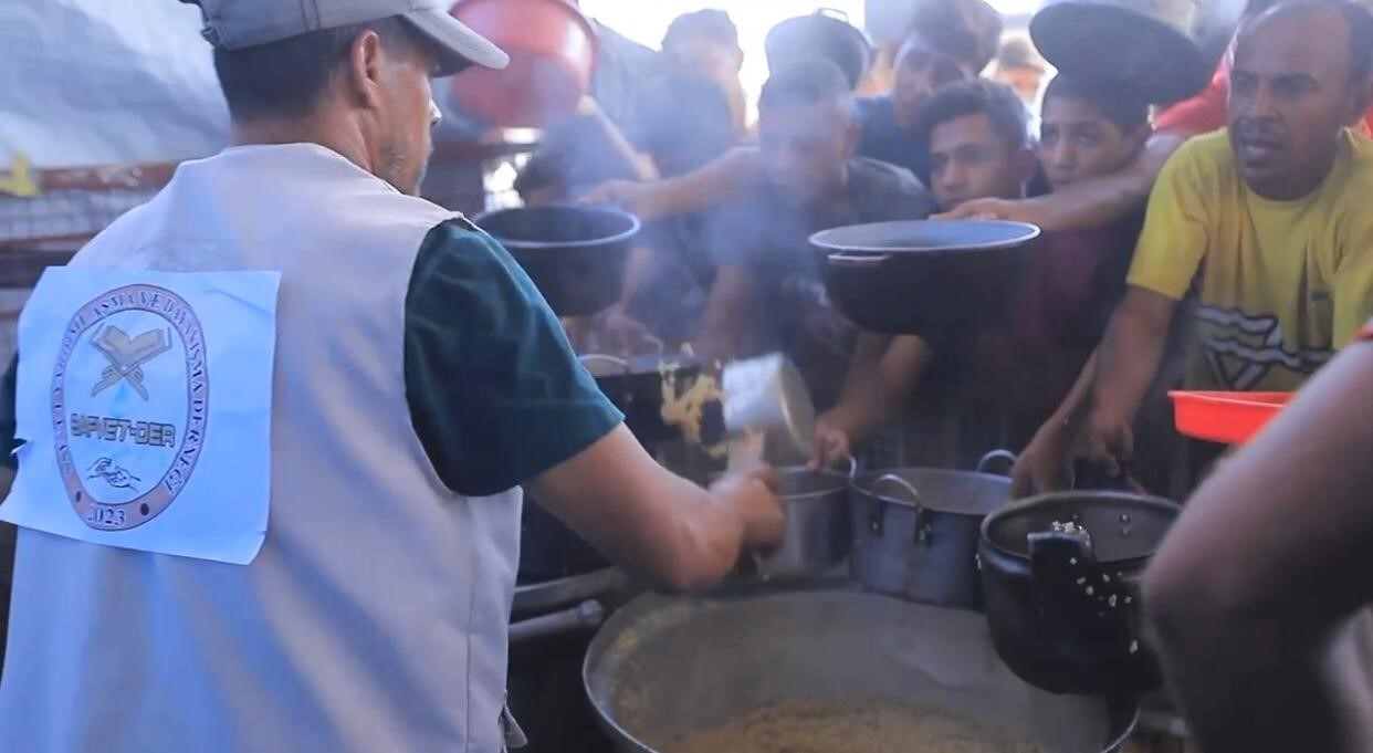 Bolvadinli hayırseverler Gazze’ye ulaştı
