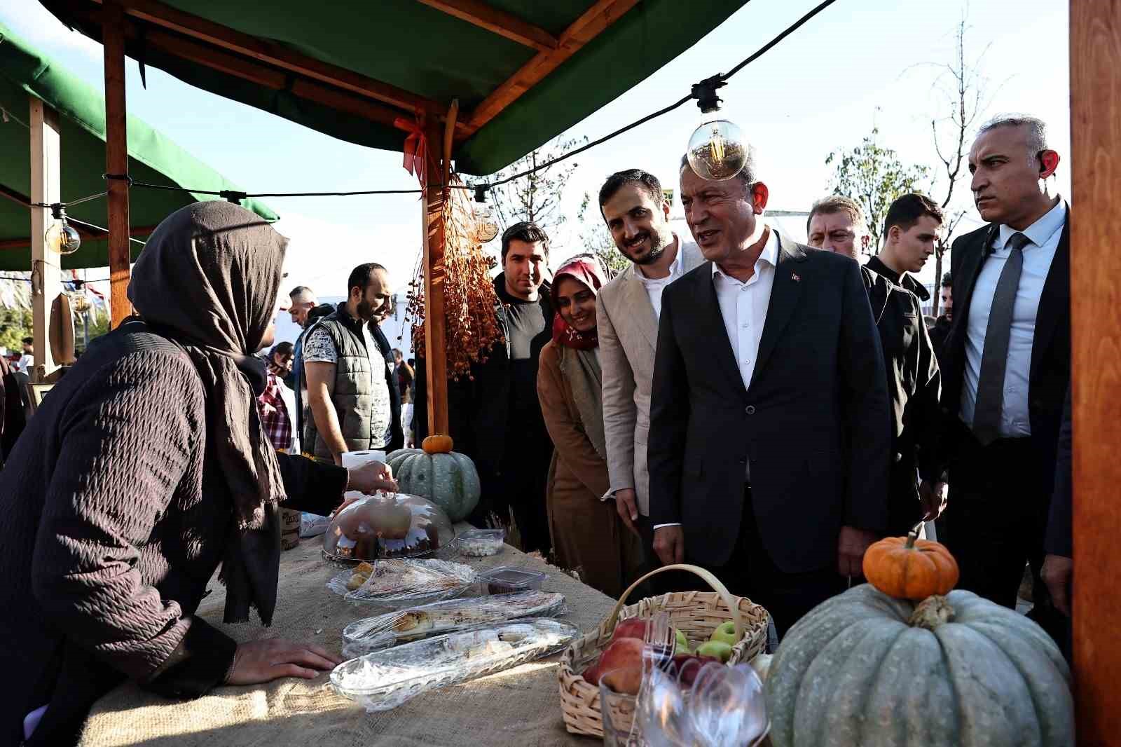 Bağcılarlılar, festival tadında bir kitap fuarı geçiriyor
