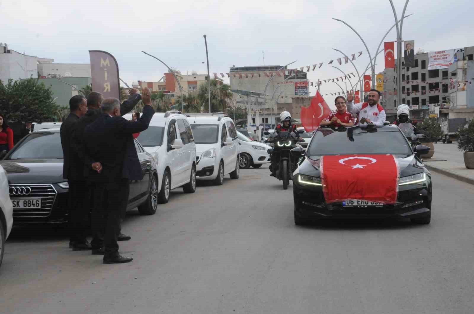 Avrupa şampiyonu sporcuya memleketi Cizre’de görkemli karşılama
