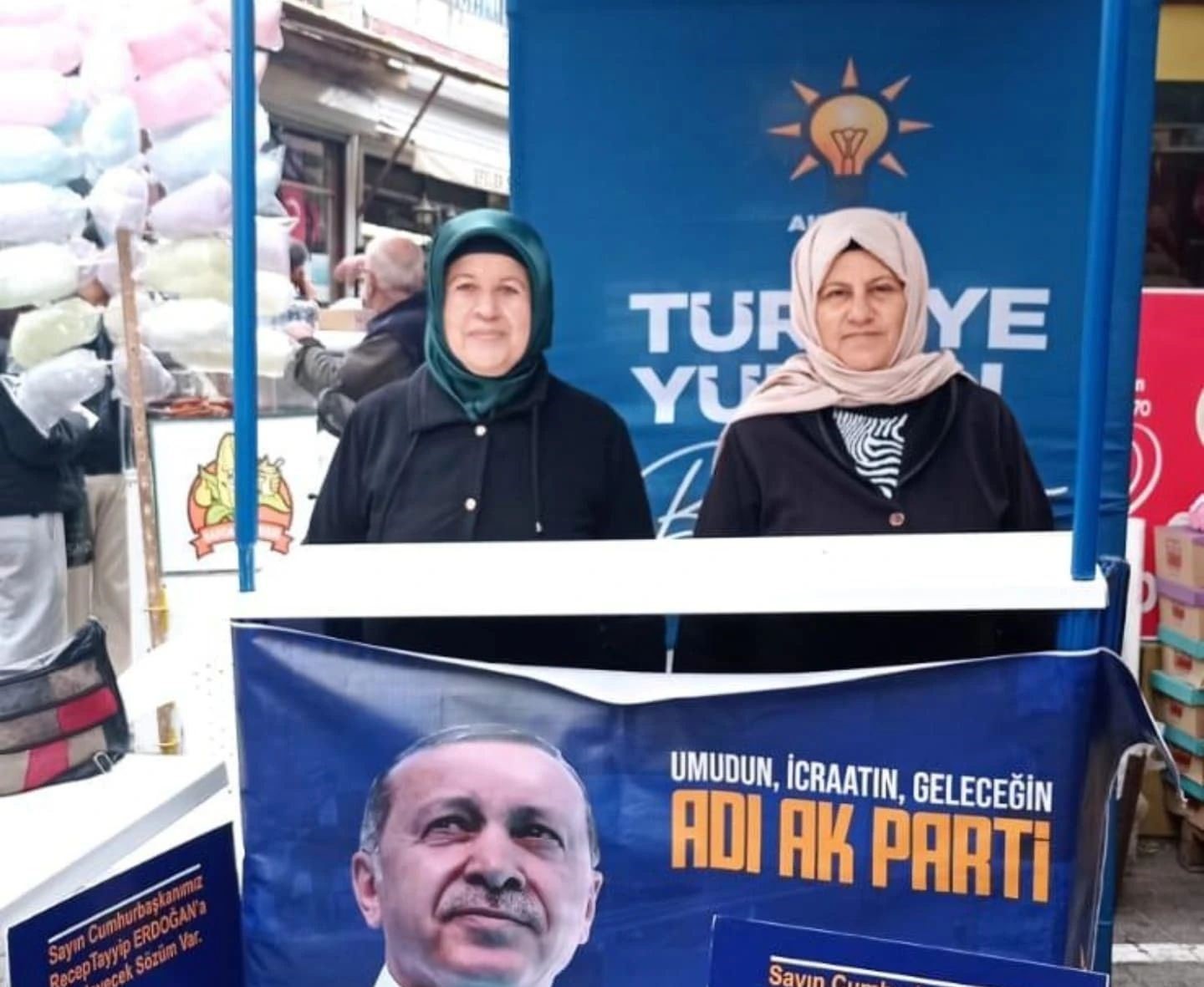 Kütahya’da Cumhurbaşkanına mektup gönderme stantlarına yoğun ilgi
