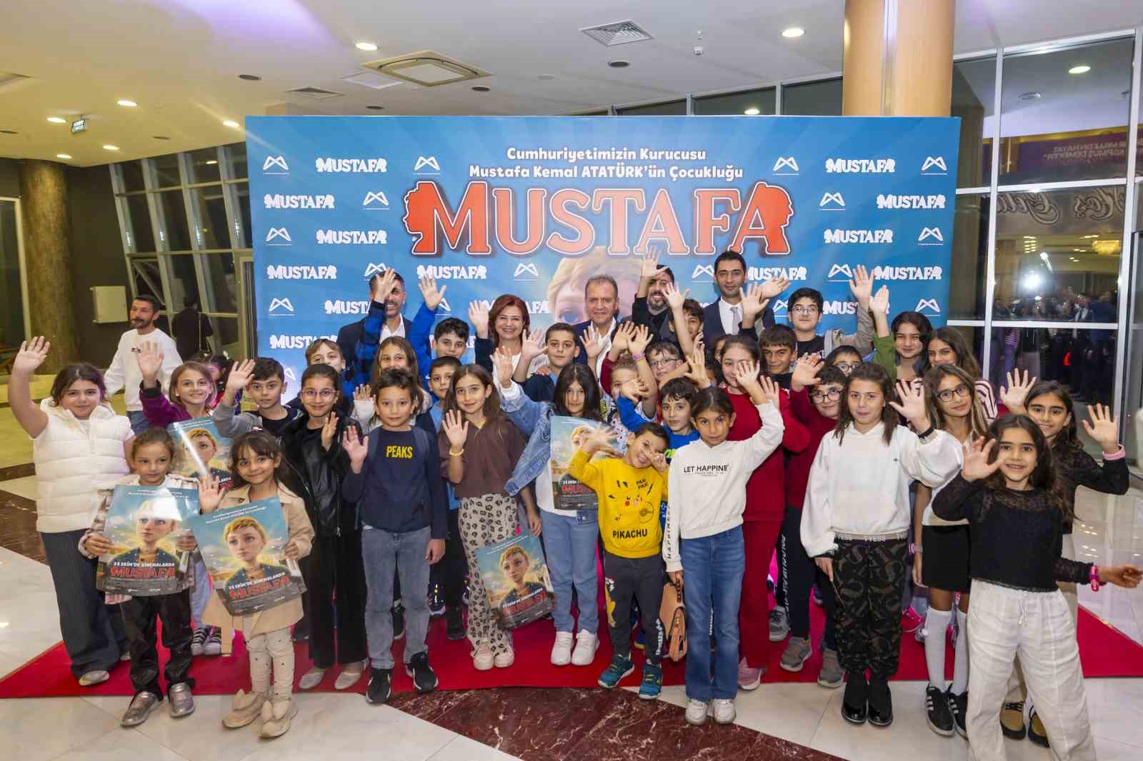 Atatürk’ün çocukluk hayatını anlatan ’Mustafa’ isimli filmin galası yapıldı
