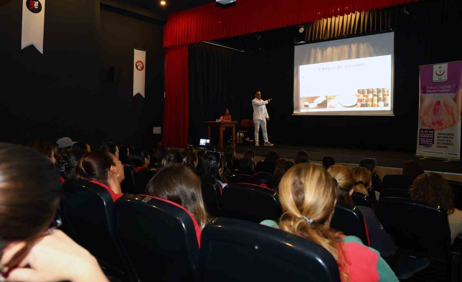 Menteşe Belediyesi’nden kansere farkındalık eğitimi
