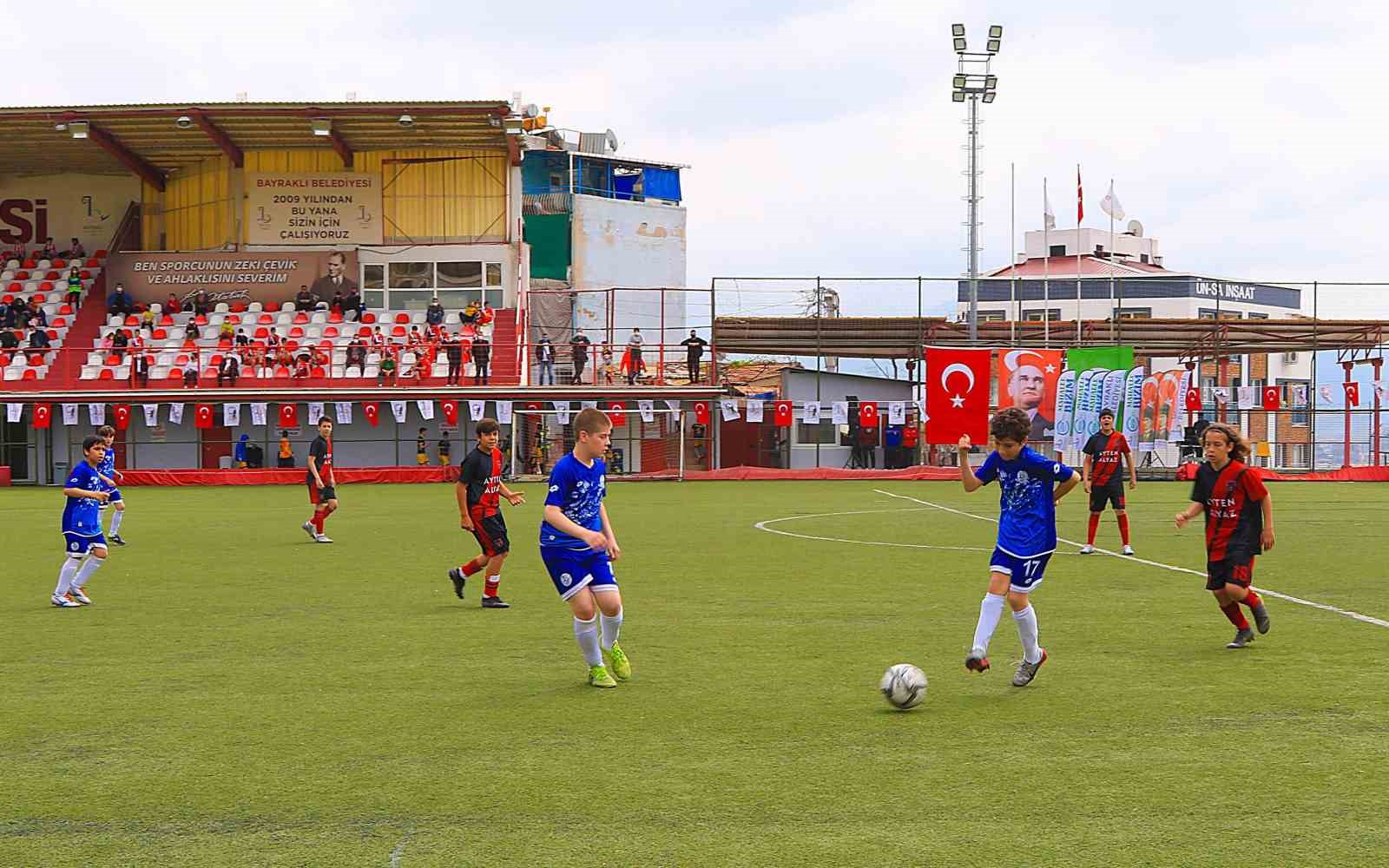 Bayraklı’da kış spor okulları başladı
