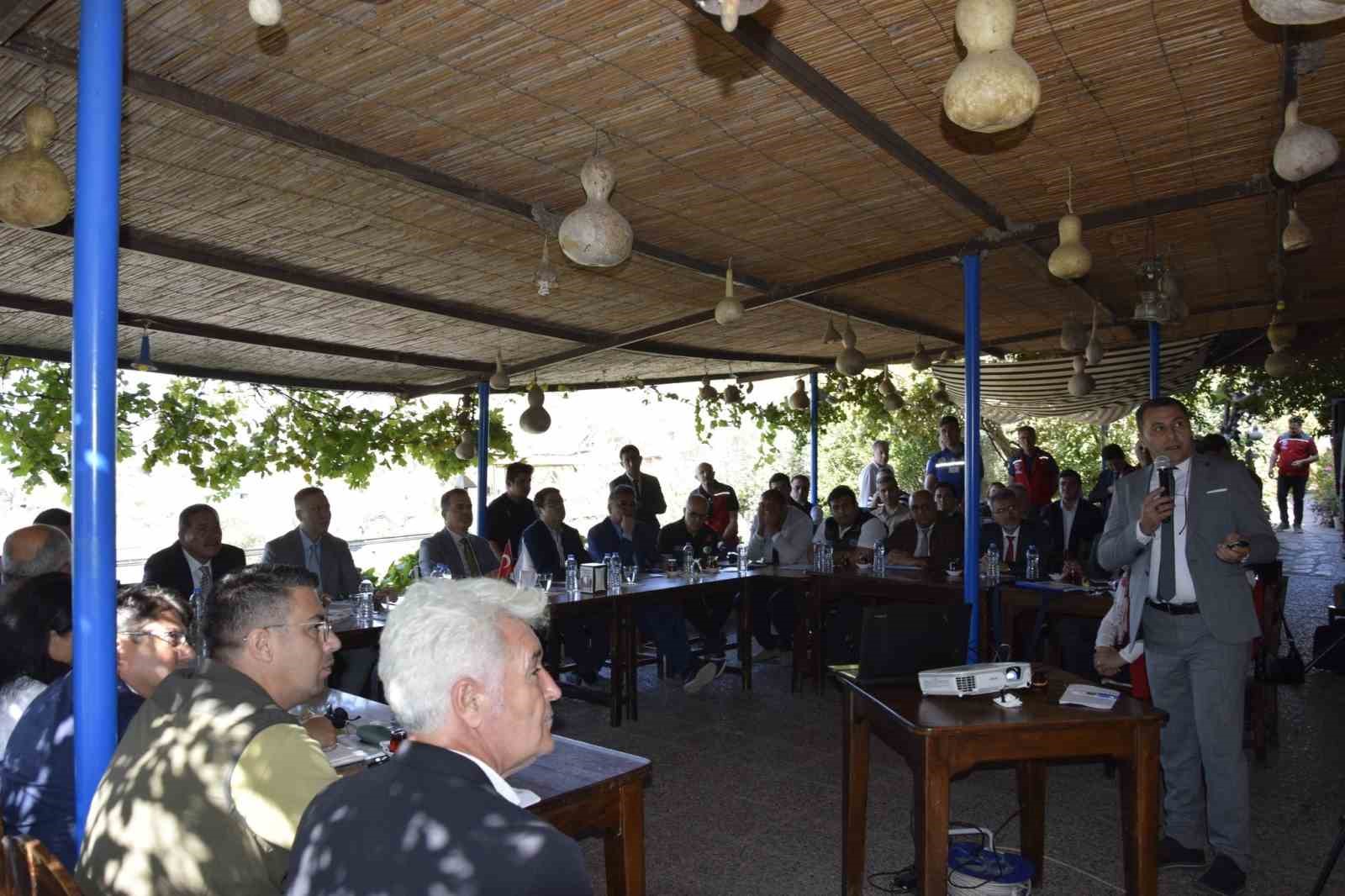 Bafa Gölü ve Herakleia Antik kenti için koruma toplantısı düzenlendi
