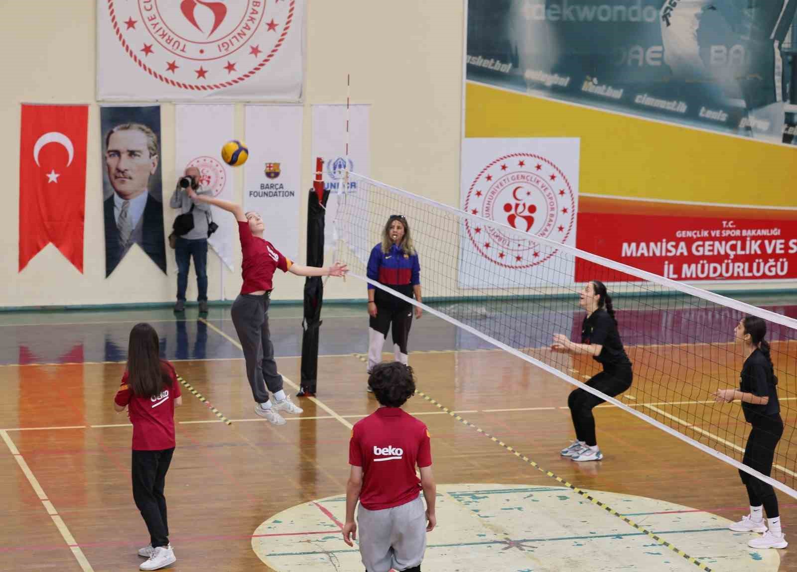 Manisa’da spor yoluyla kardeşliği pekiştirdiler
