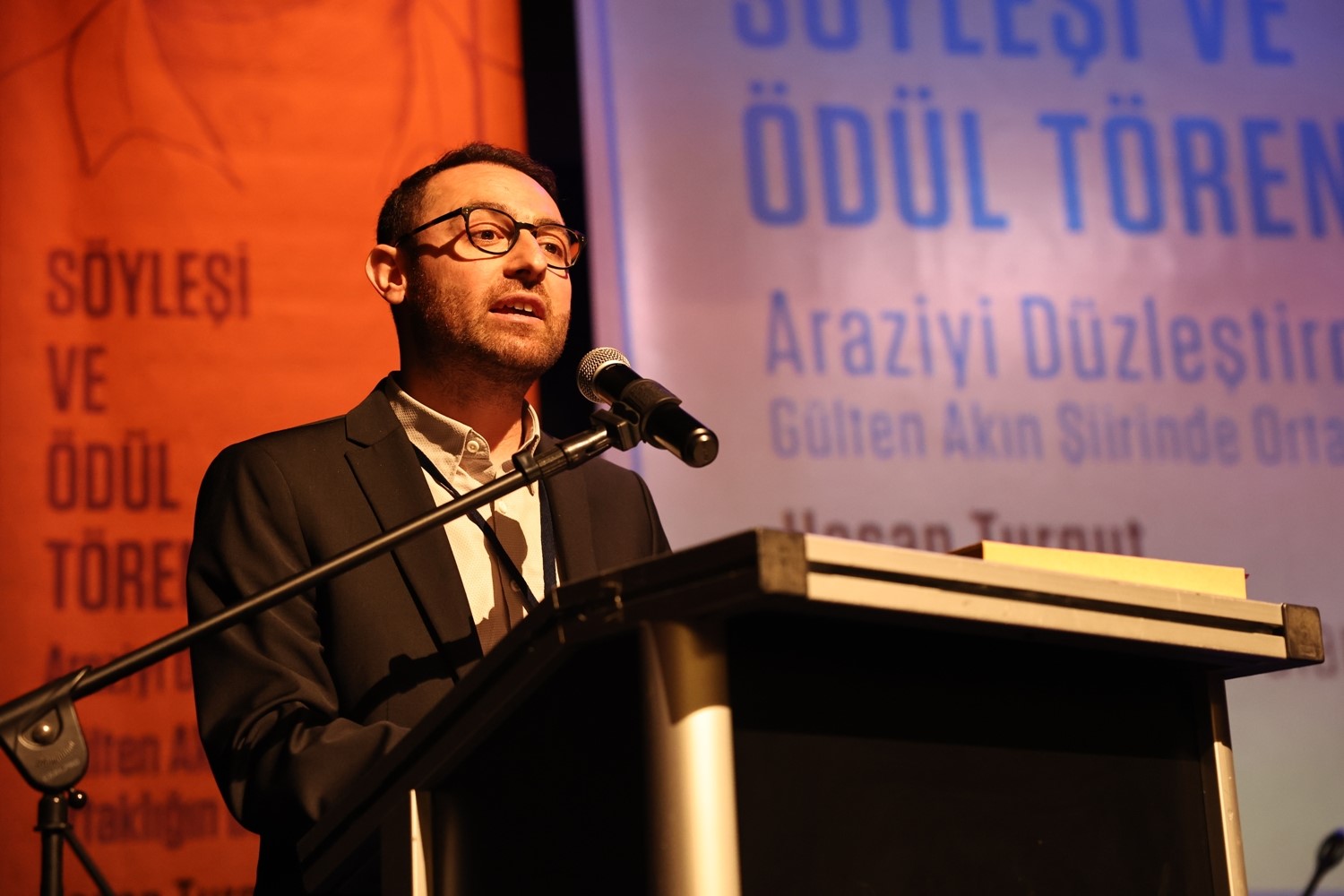 8. Mehmet H. Doğan Ödülü’nün sahibi Hasan Turgut oldu
