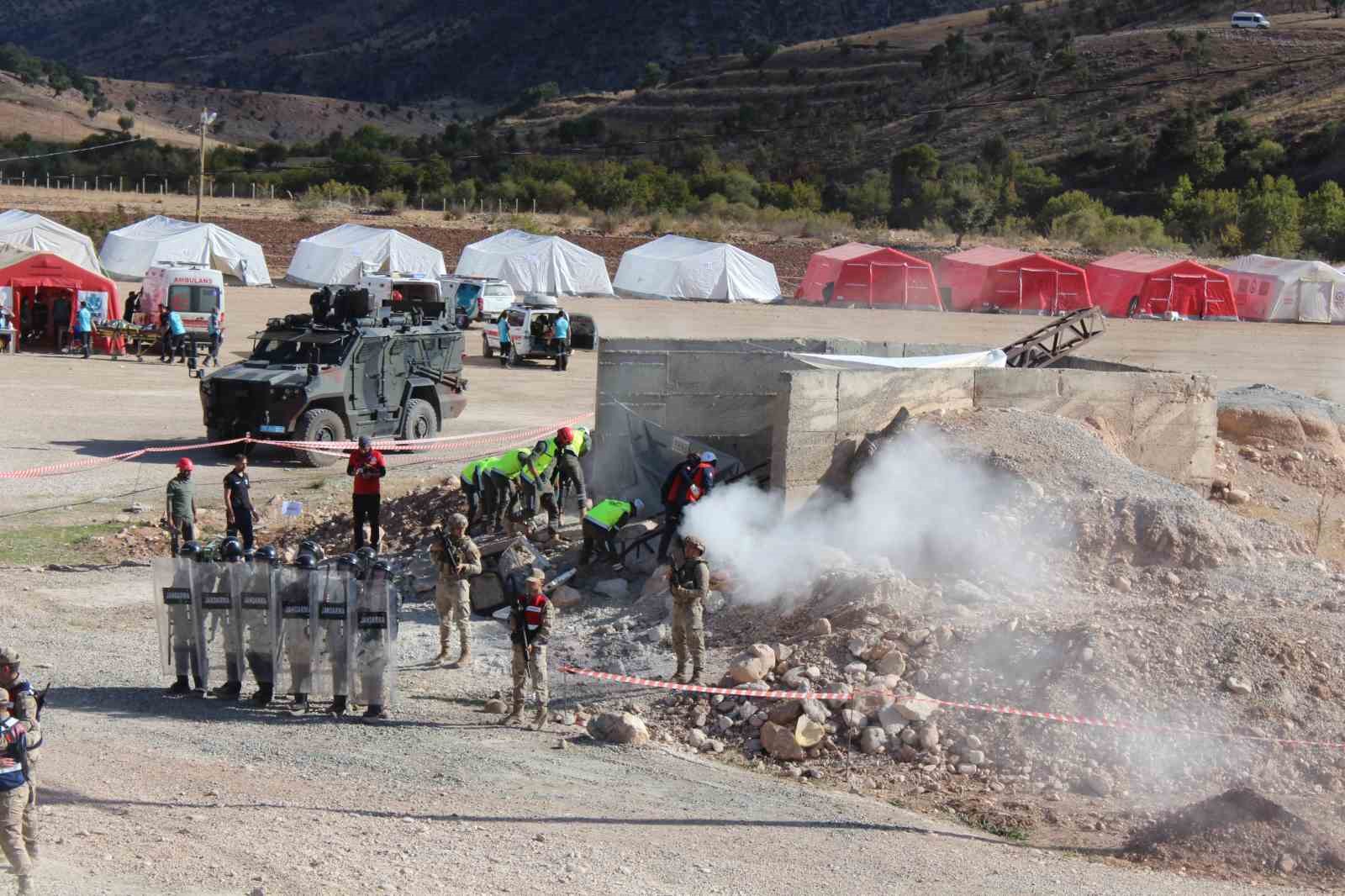 UMKE 30. Bölge Tatbikatı Siirt’te yapıldı
