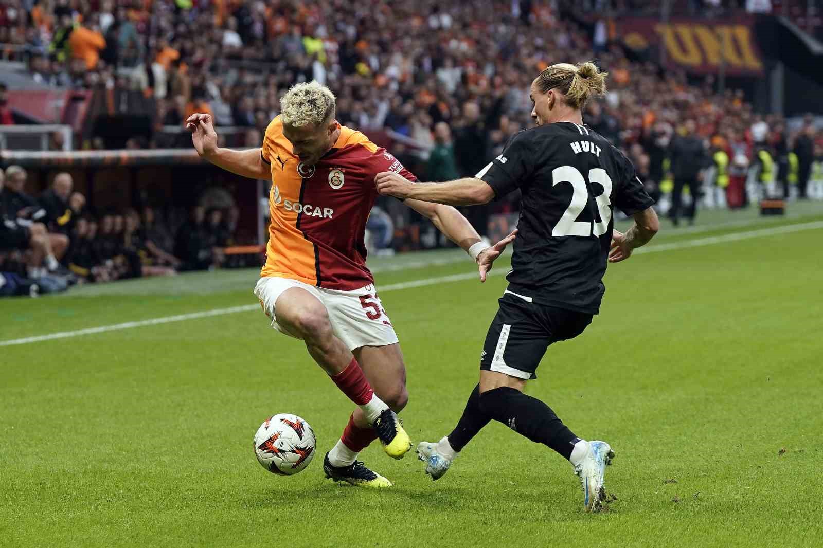 UEFA Avrupa Ligi: Galatasaray: 3 - Elfsborg: 0 (İlk yarı)
