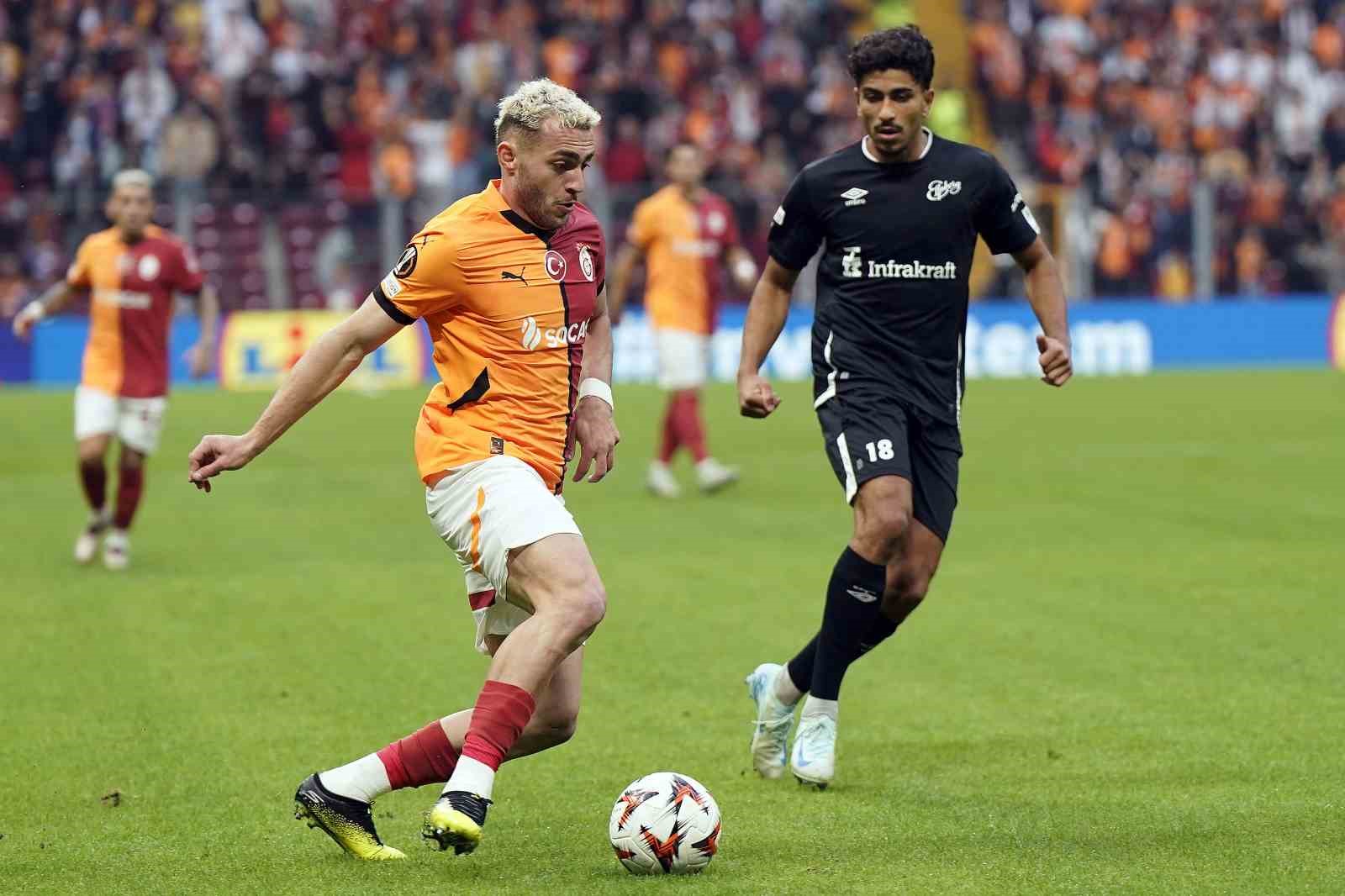 UEFA Avrupa Ligi: Galatasaray: 3 - Elfsborg: 0 (İlk yarı)
