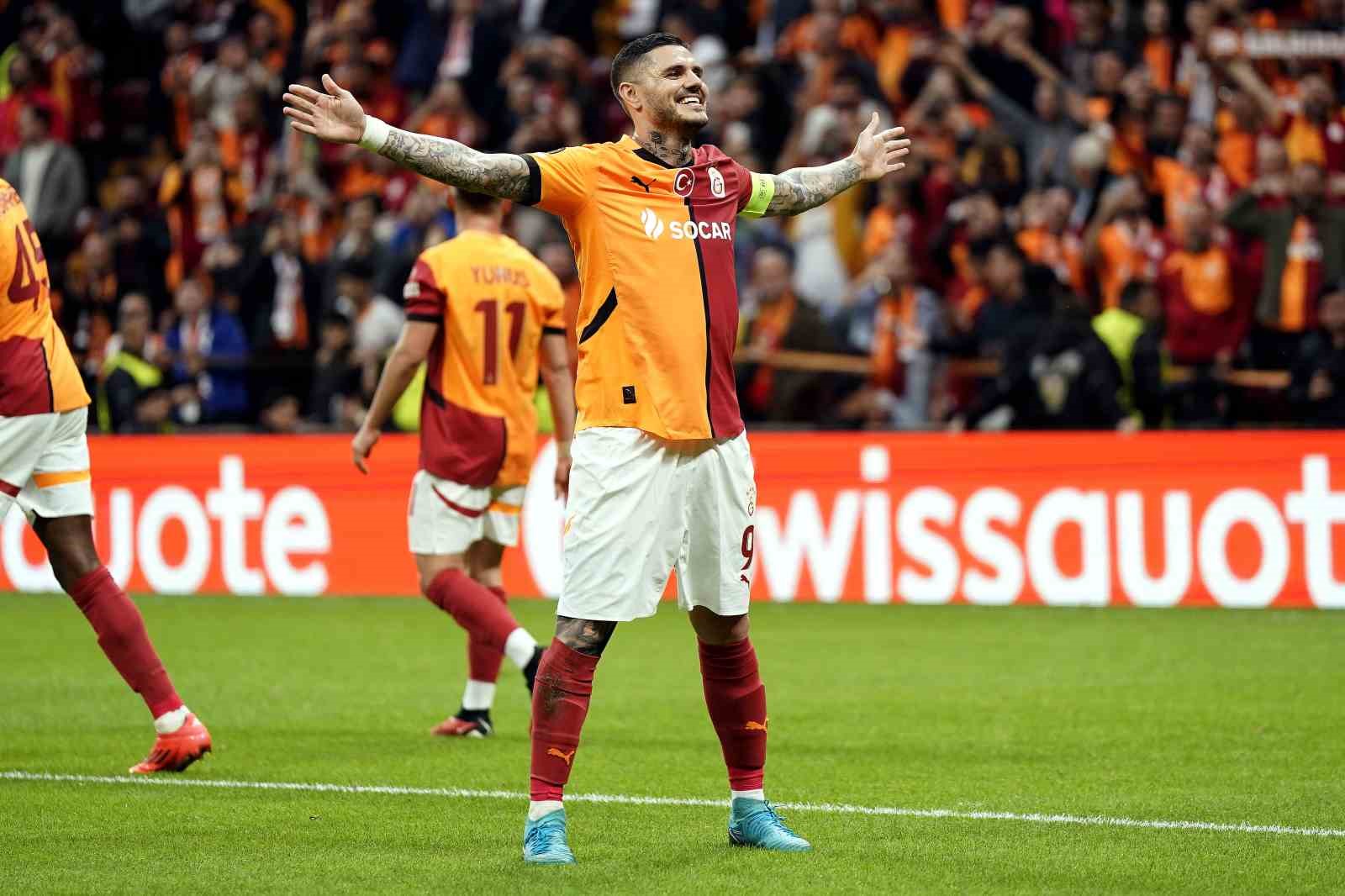 UEFA Avrupa Ligi: Galatasaray: 3 - Elfsborg: 0 (İlk yarı)
