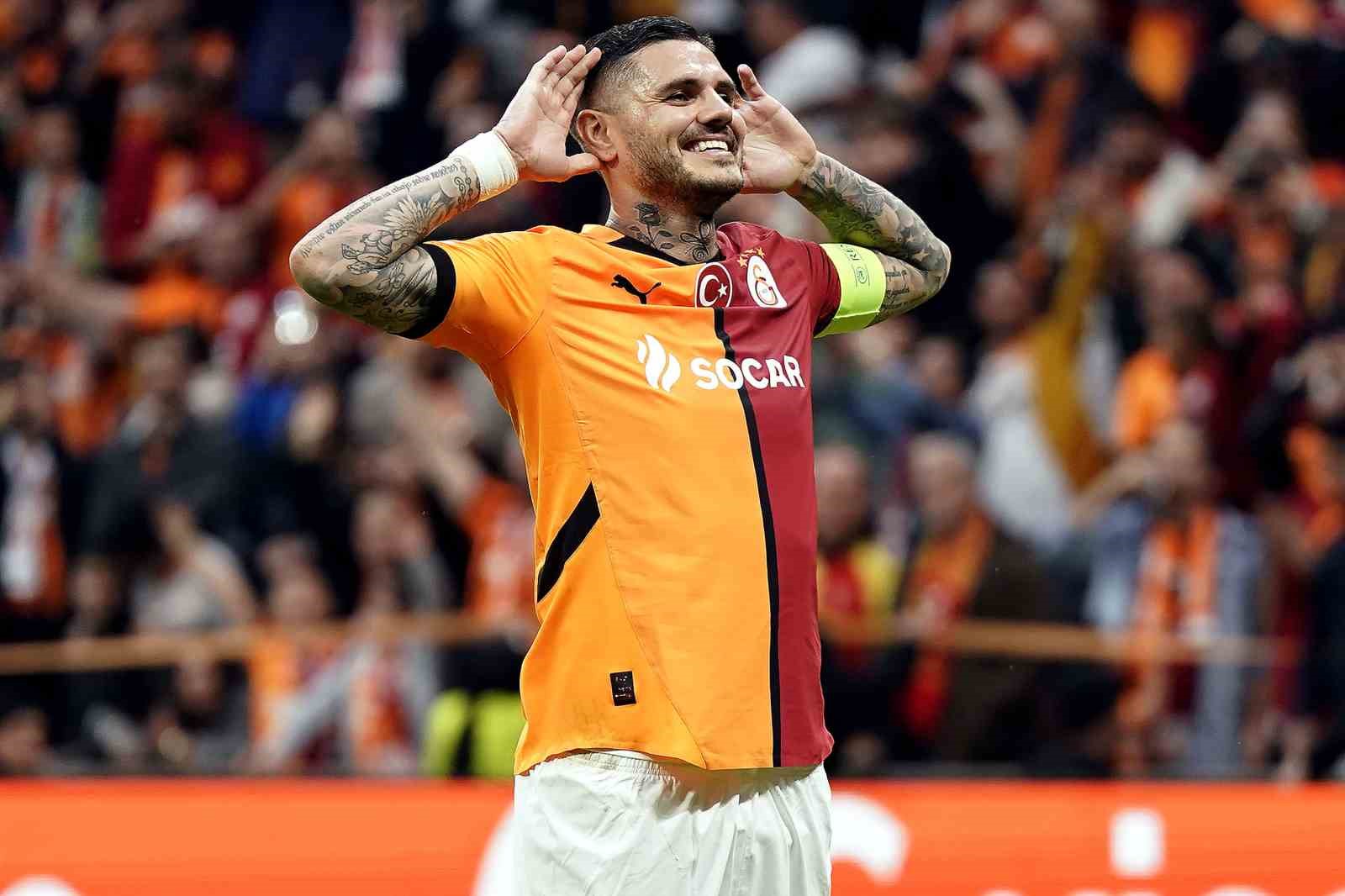 UEFA Avrupa Ligi: Galatasaray: 3 - Elfsborg: 0 (İlk yarı)
