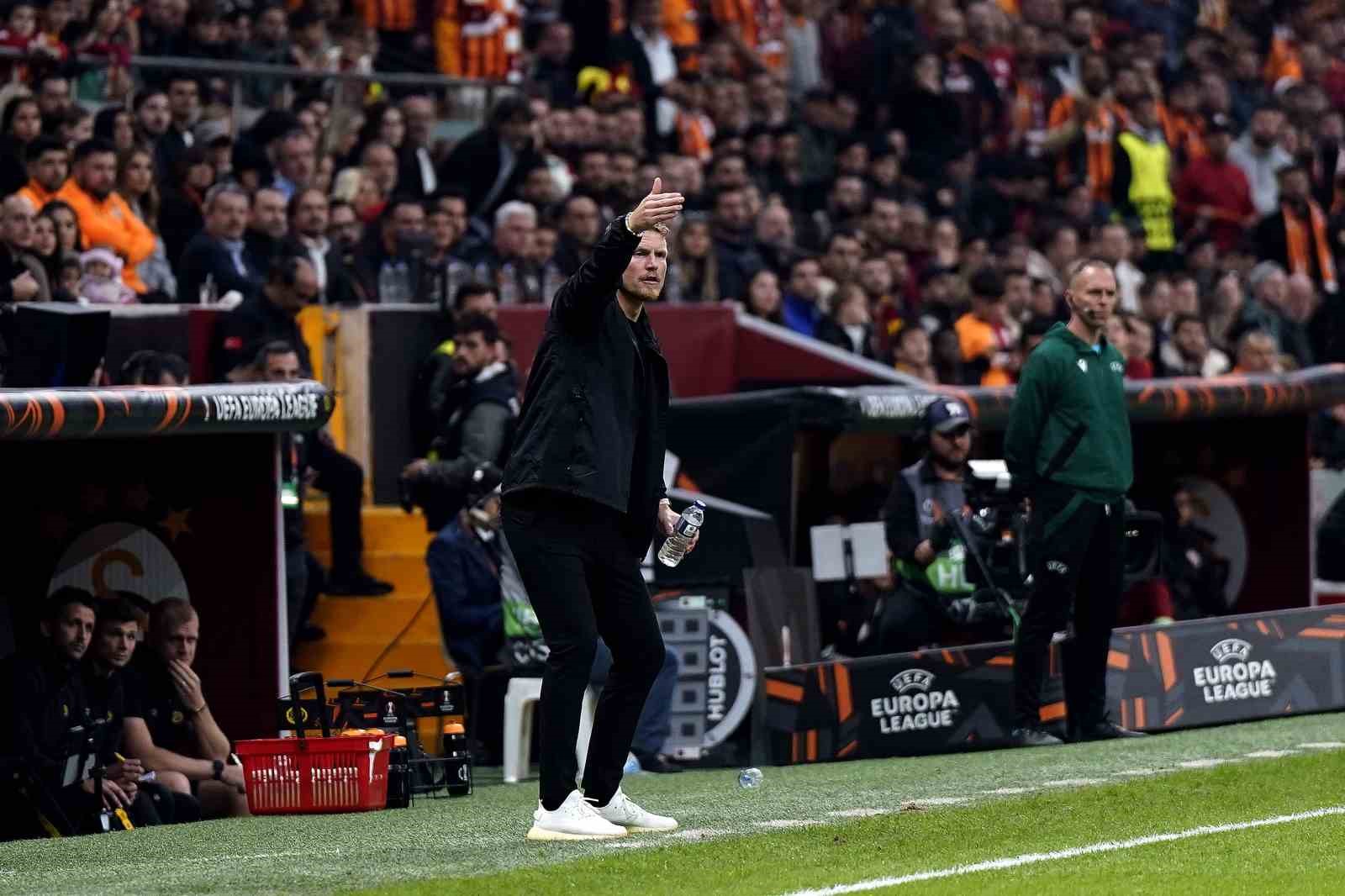 UEFA Avrupa Ligi: Galatasaray: 3 - Elfsborg: 0 (İlk yarı)
