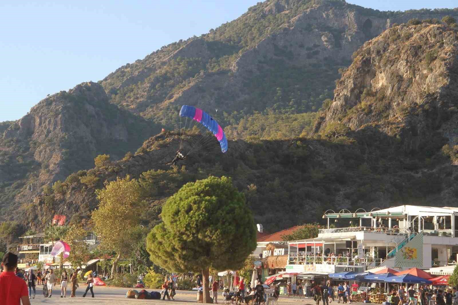 Fethiye Ölüdeniz Hava Oyunları Festivali törenle başladı
