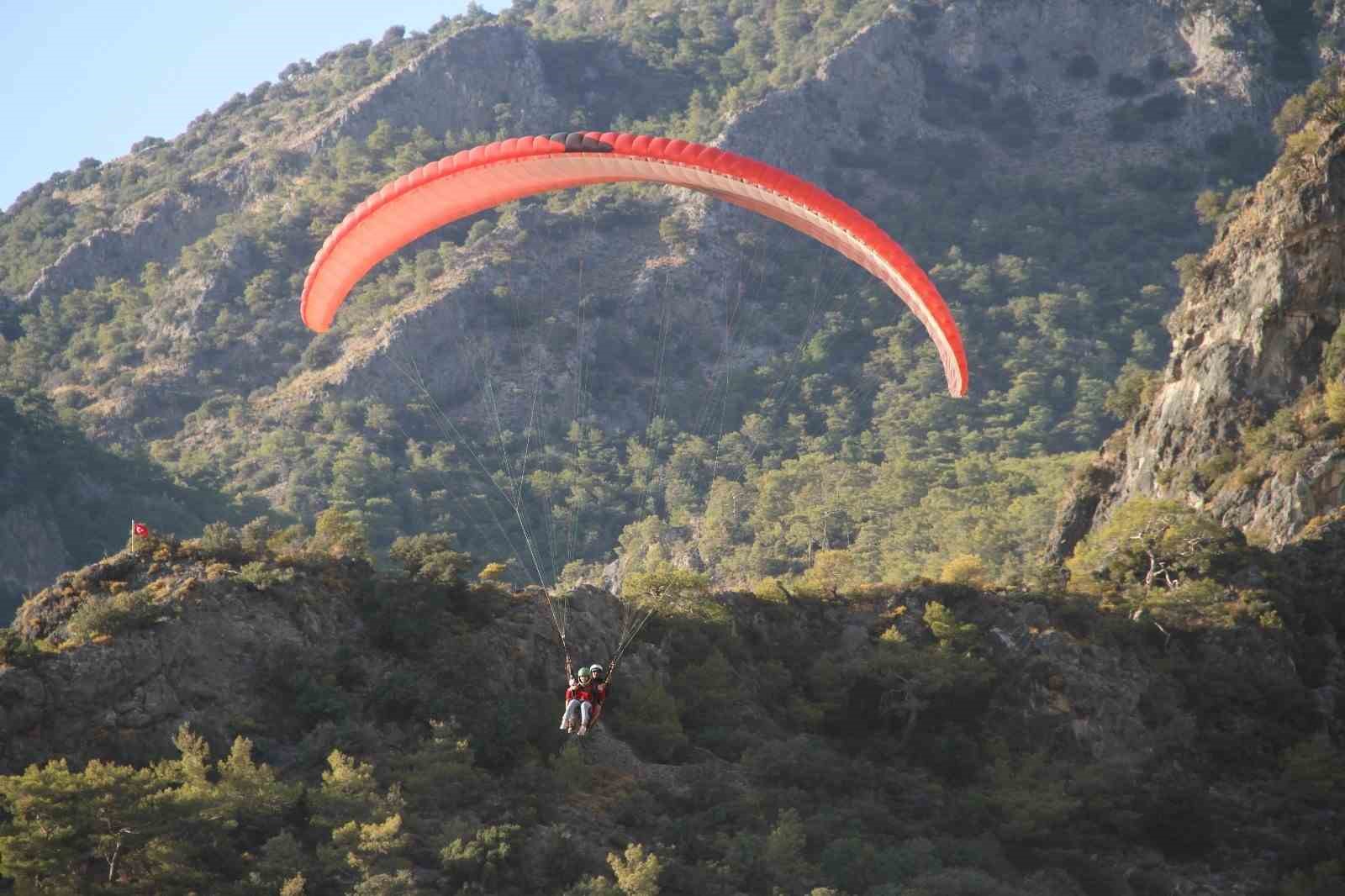 Fethiye Ölüdeniz Hava Oyunları Festivali törenle başladı
