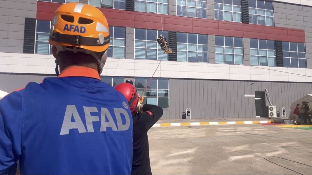 Osmaniye Devlet Hastanesi’nde deprem tatbikatı
