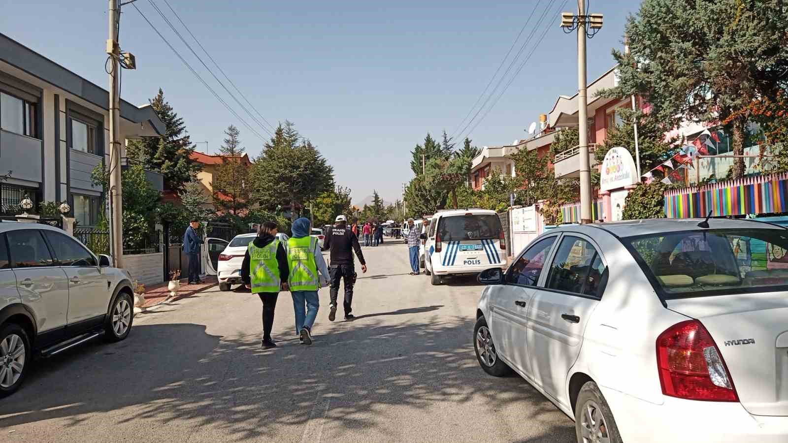 Polis memurunu 7 kez bıçakladı, “uyuşturucu kullandım hatırlamıyorum” dedi
