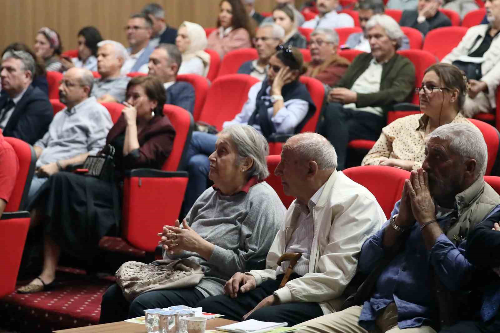 Zeytin hasadı öncesi sektör temsilcileri bilgilendirildi
