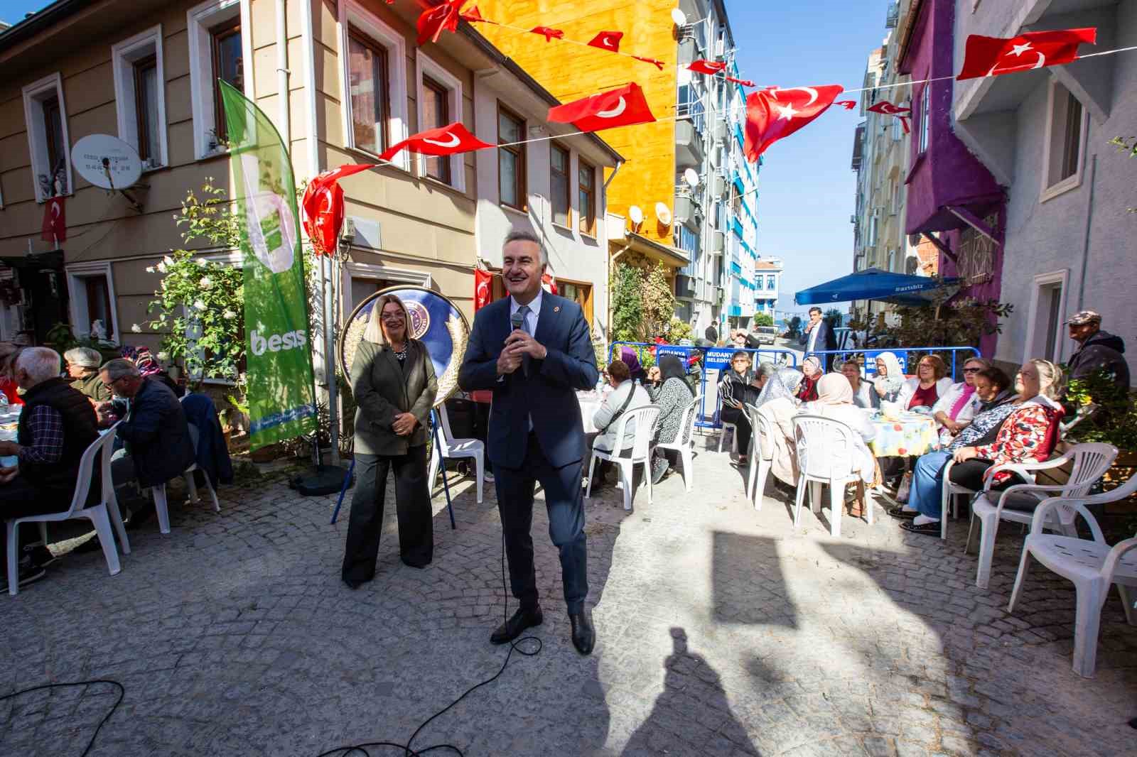 Girit mutfağının lezzetlerinden ’nohut mayalı Akdeniz ada ekmeği’ BESAŞ bayilerinde
