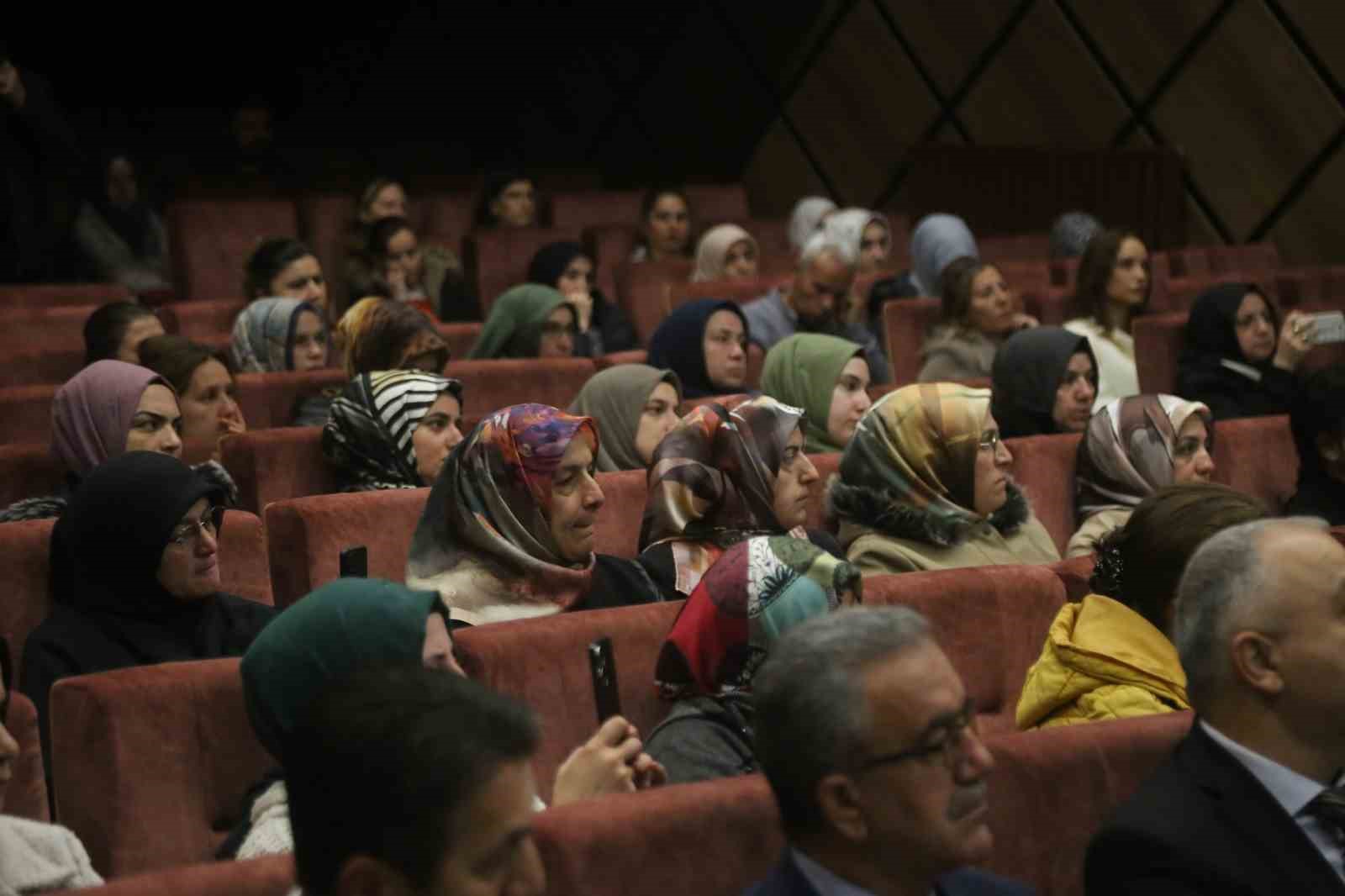 Kastamonu’da ebeveynler ile çocuklar arasındaki iletişim bu akademide güçlenecek
