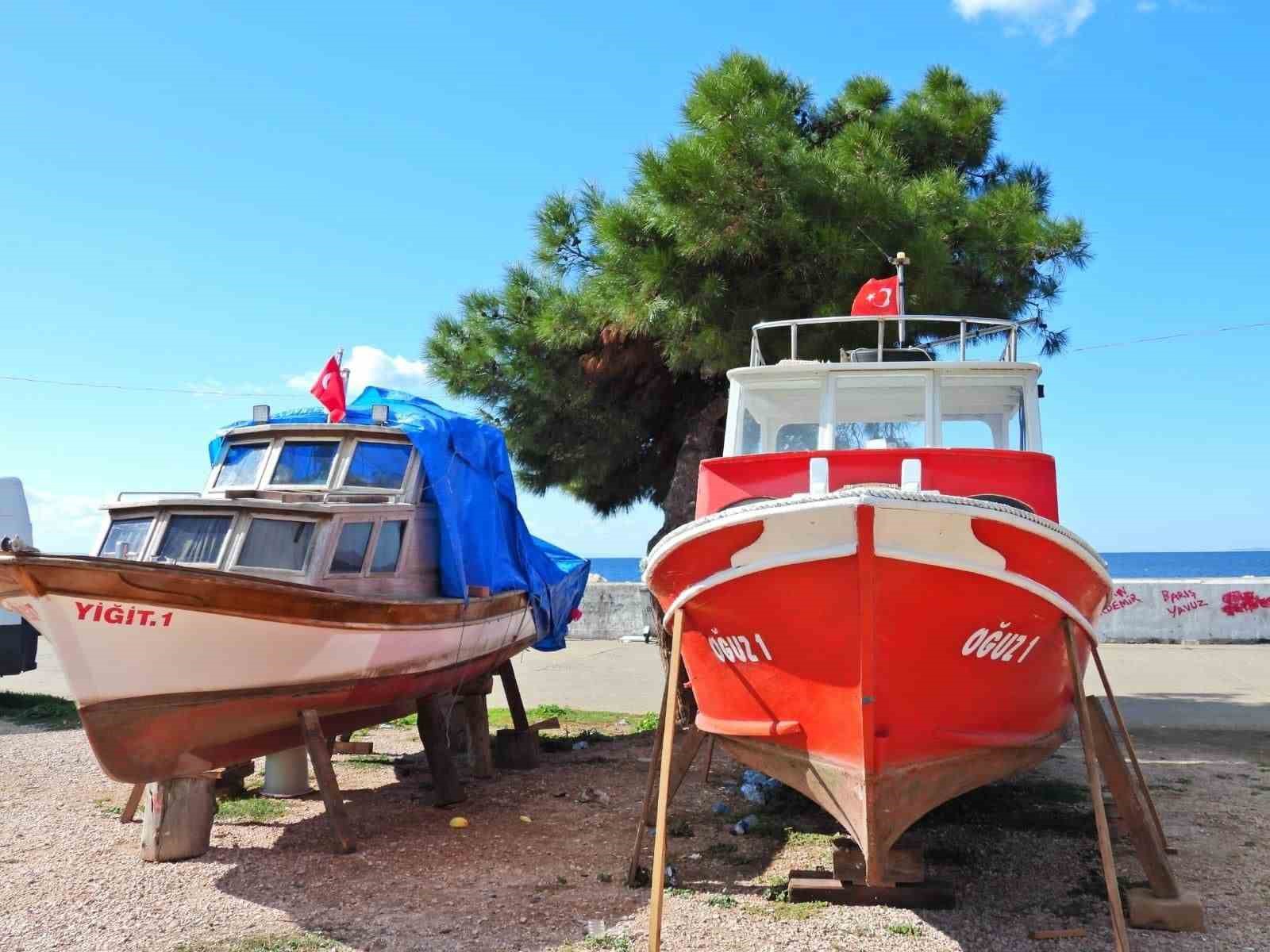 Erdek’te tekneler yeni sezona hazırlanıyor
