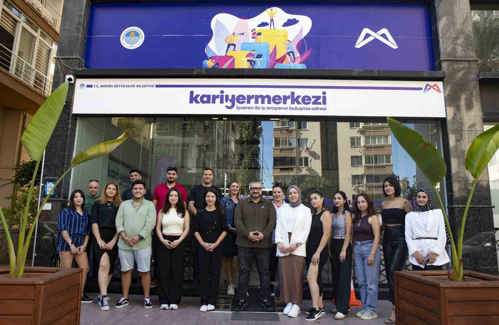 Kariyer Merkezi, öğrencileri iş dünyasına hazırlıyor
