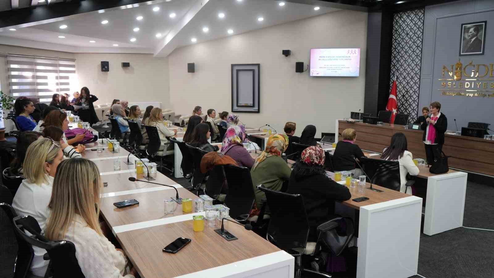 Niğde Belediyesi’nden kadın personele farkındalık eğitimi
