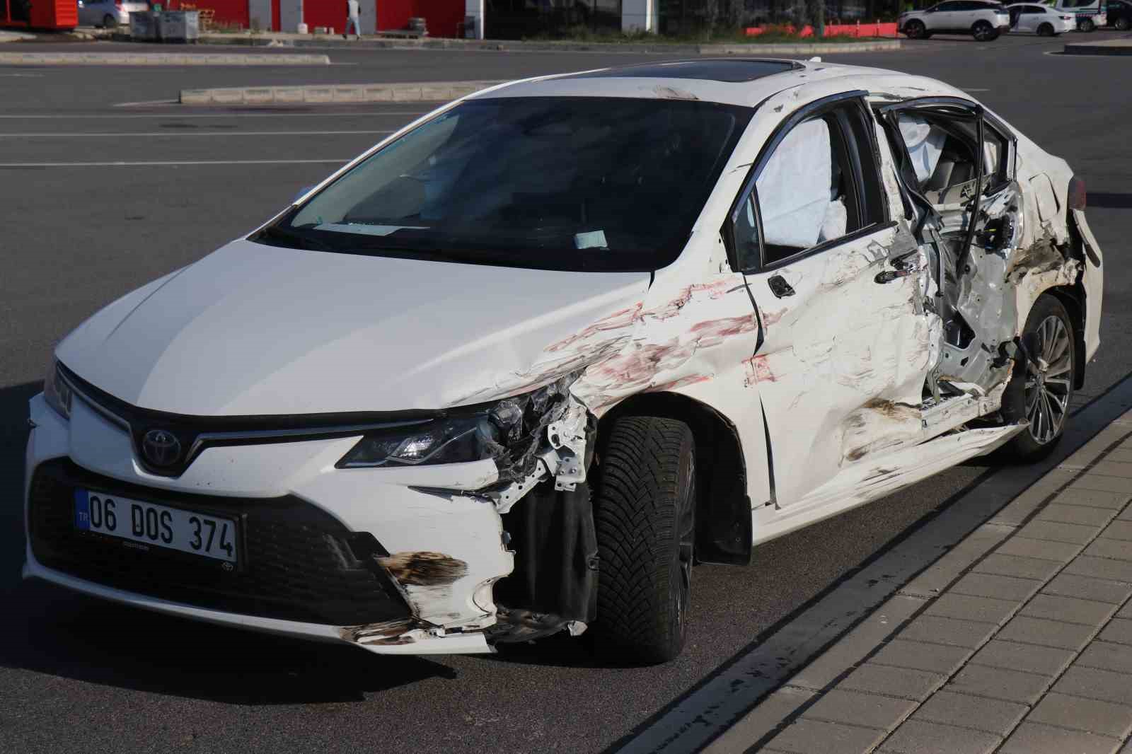 Kuzey Marmara Otoyolu’nda korkutan kaza: 4 yaralı
